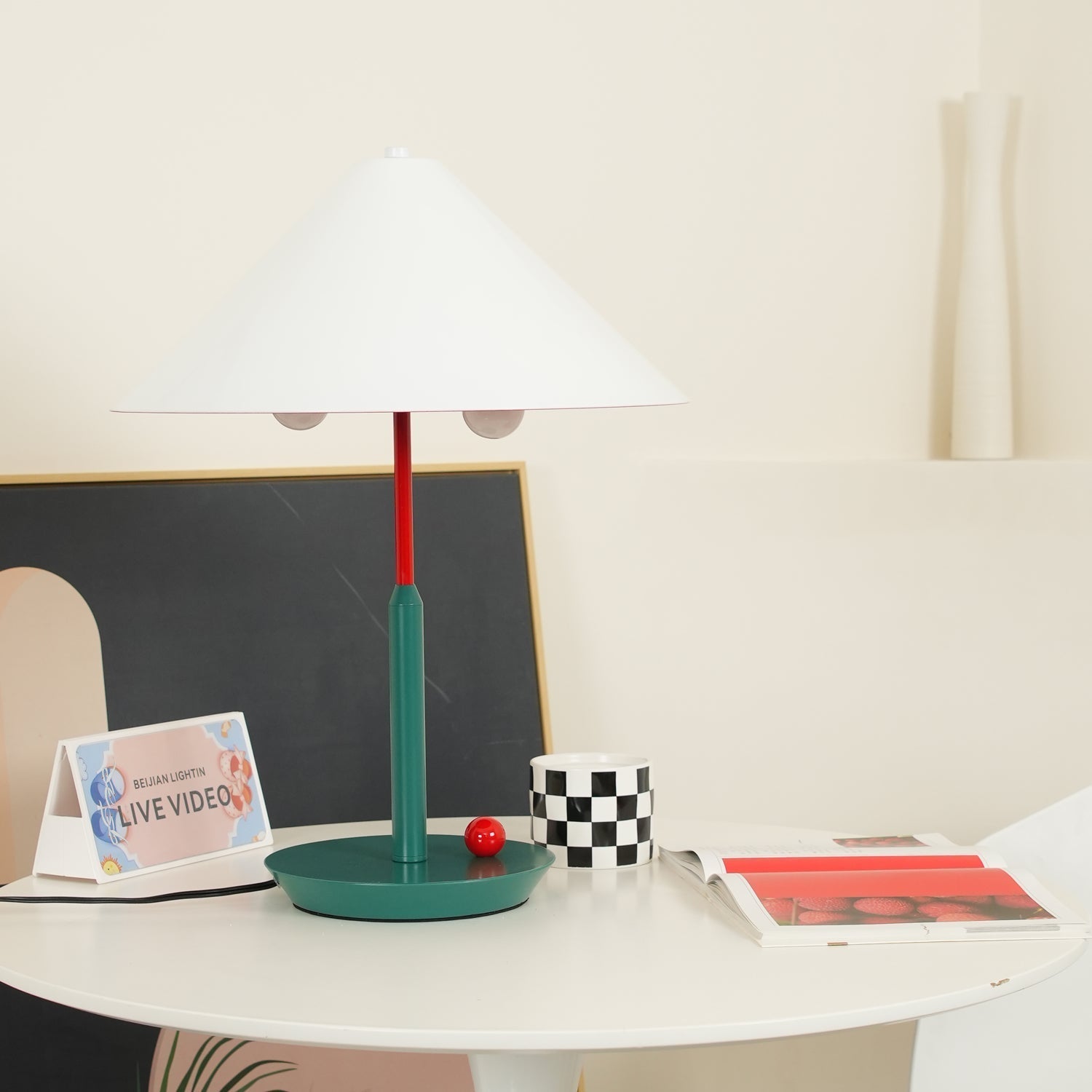 Liorinina Modern Table Lamp