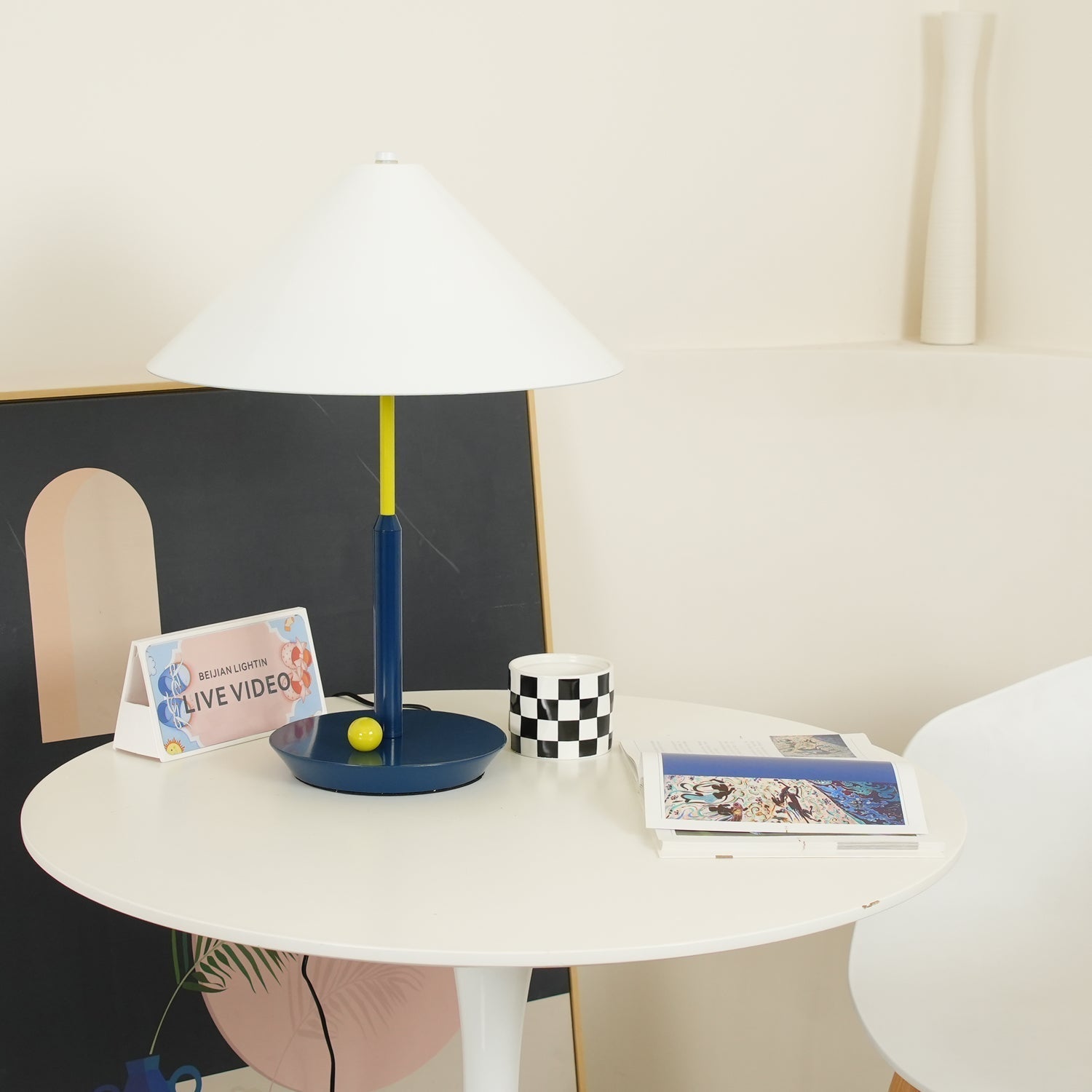 Liorinina Modern Table Lamp
