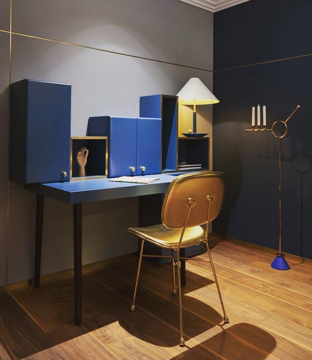 Liorinina Modern Table Lamp