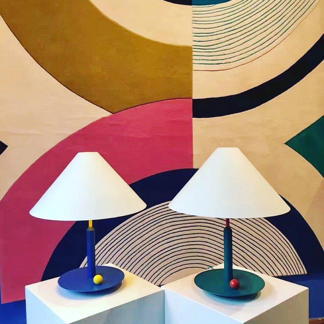 Liorinina Modern Table Lamp
