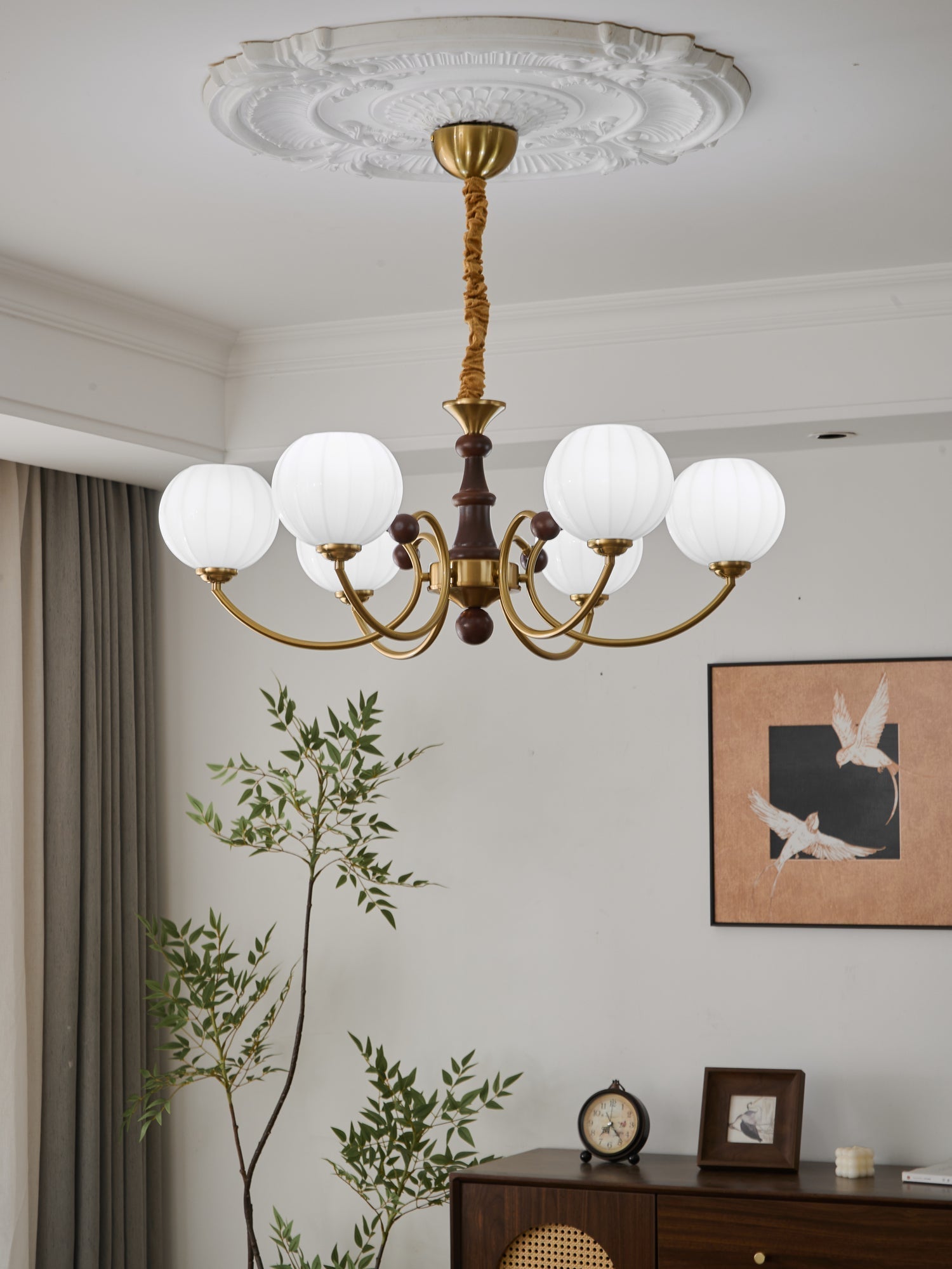 Omirara Traditional Elegance Vintage Wood Chandelier