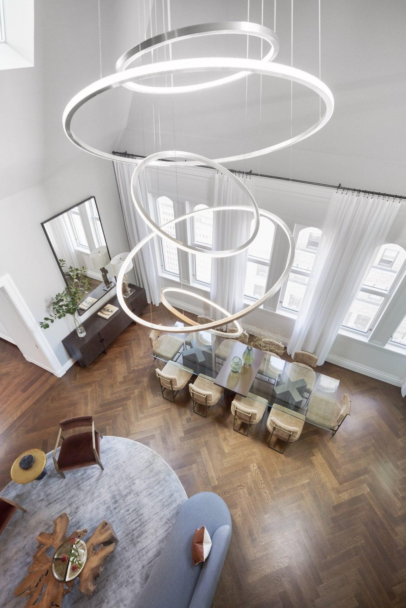 Serenitas Orbit Chandelier