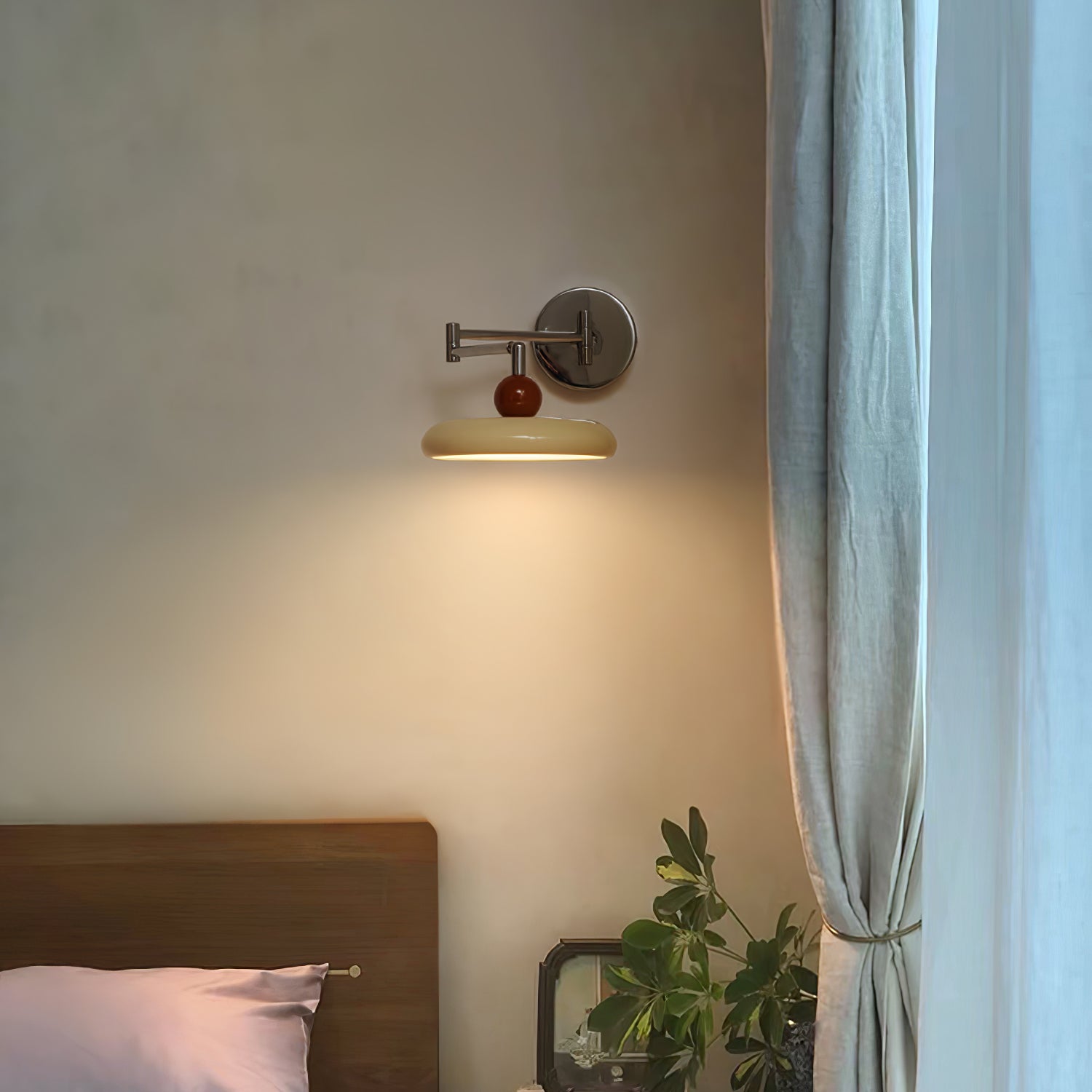 Rixor Vintage Acrylic Wall Lamp