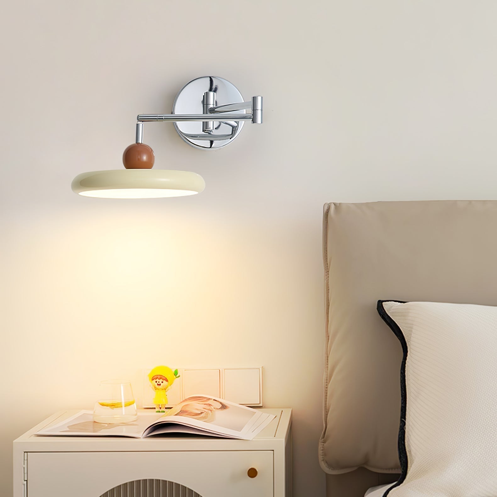 Rixor Vintage Acrylic Wall Lamp
