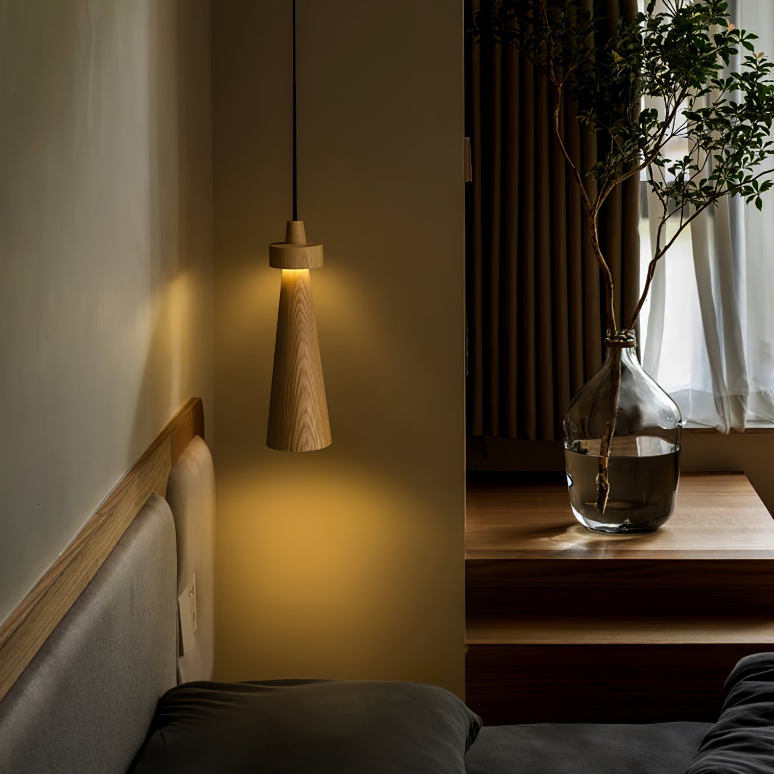 Tesno Minimalist Wood Pendant Light