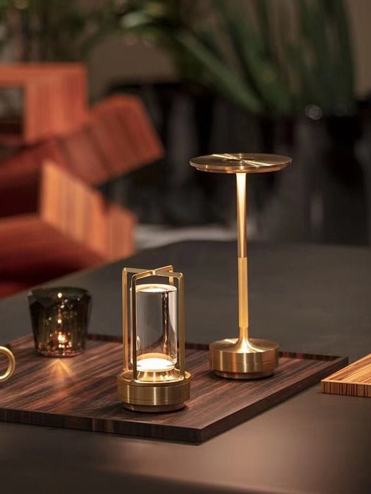 Solvane Rechargeable Table Lamp