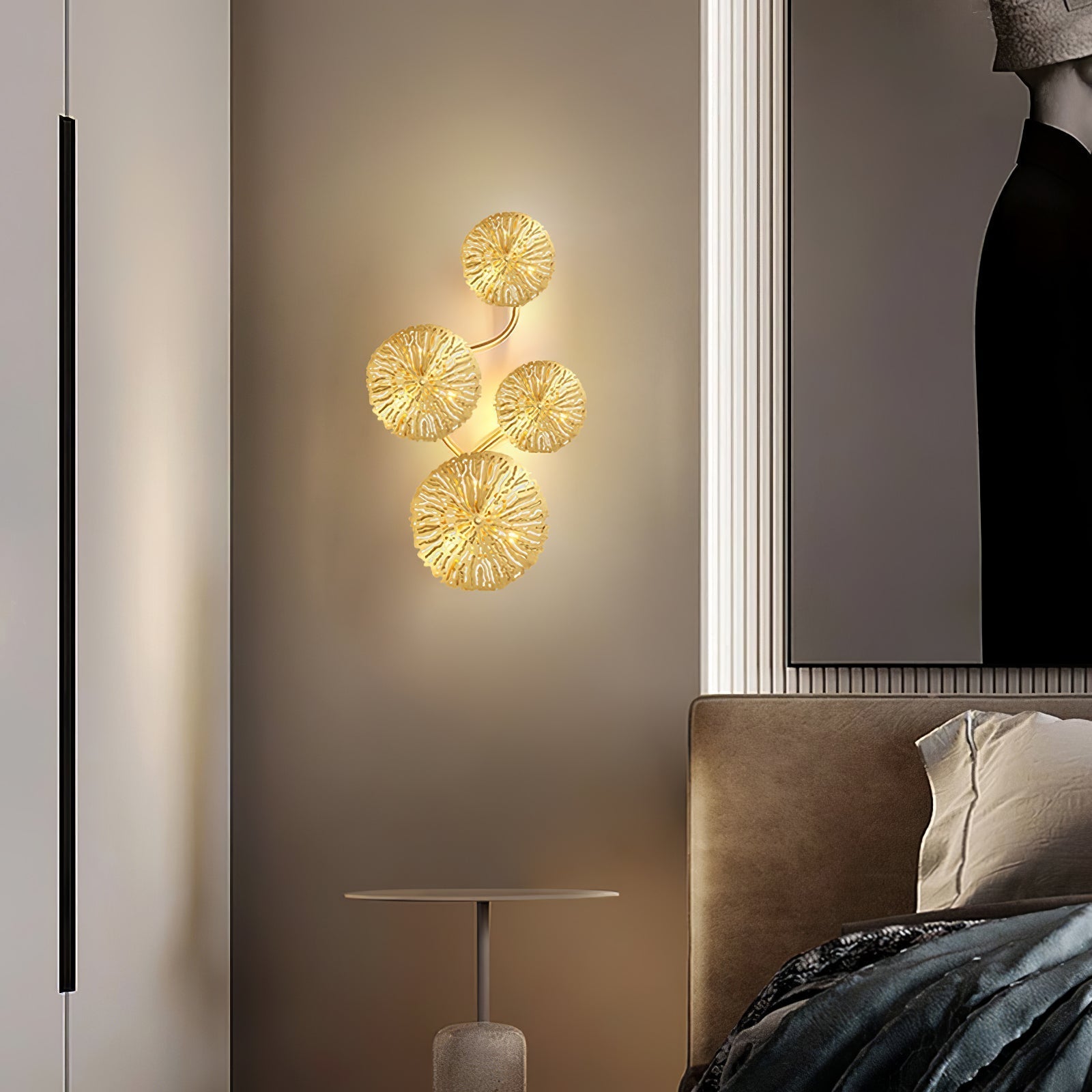 Rylso Wall Lamp Lotus Leaf Brass