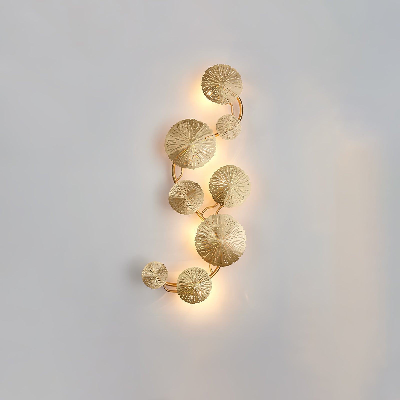Rylso Wall Lamp Lotus Leaf Brass