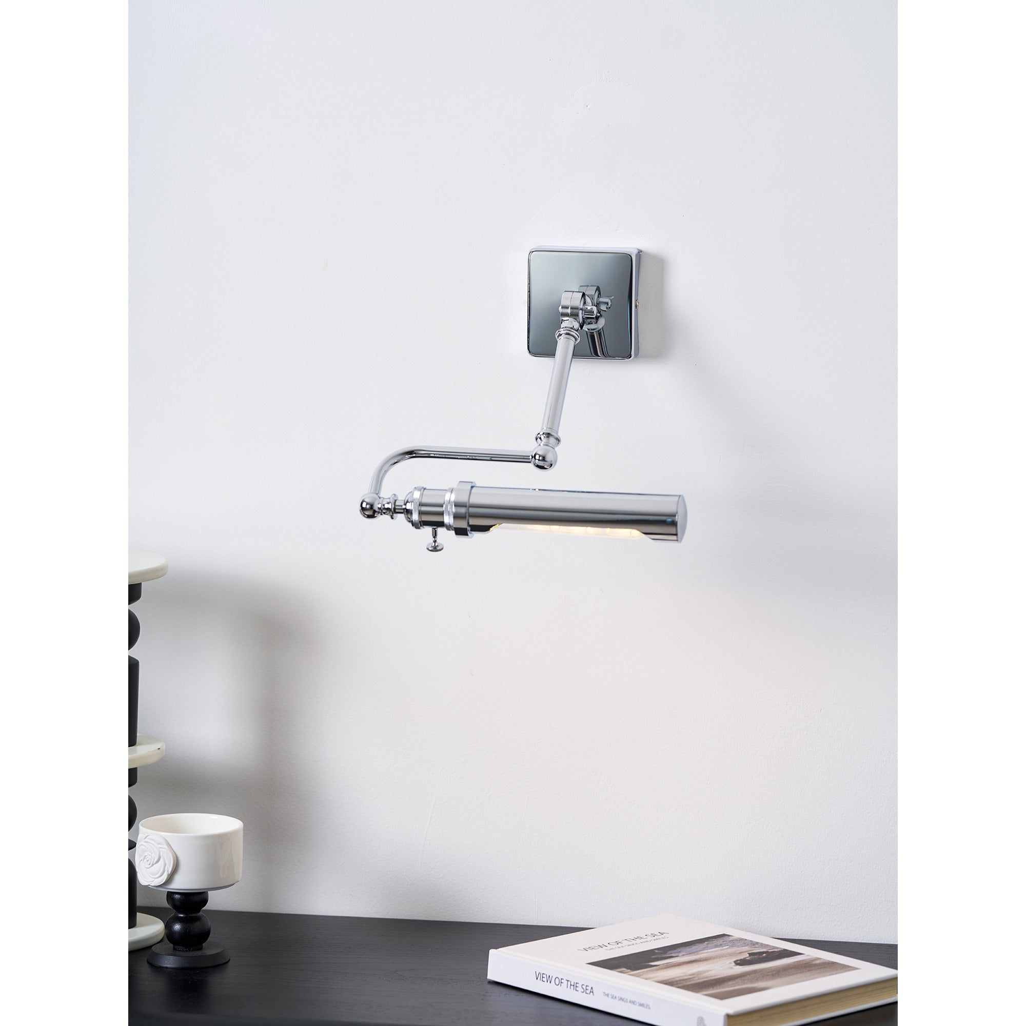 Asteron Wall Lamp