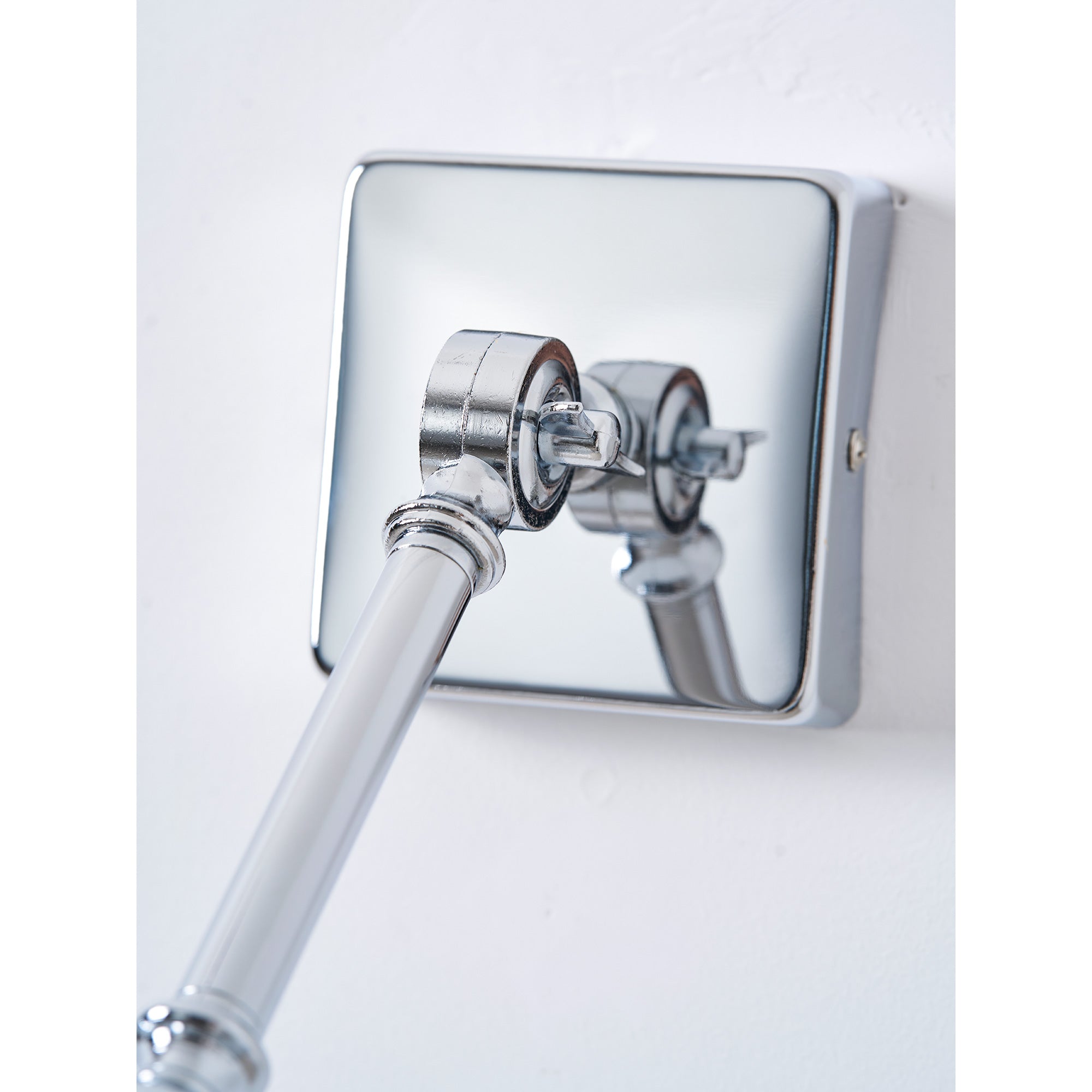 Asteron Wall Lamp