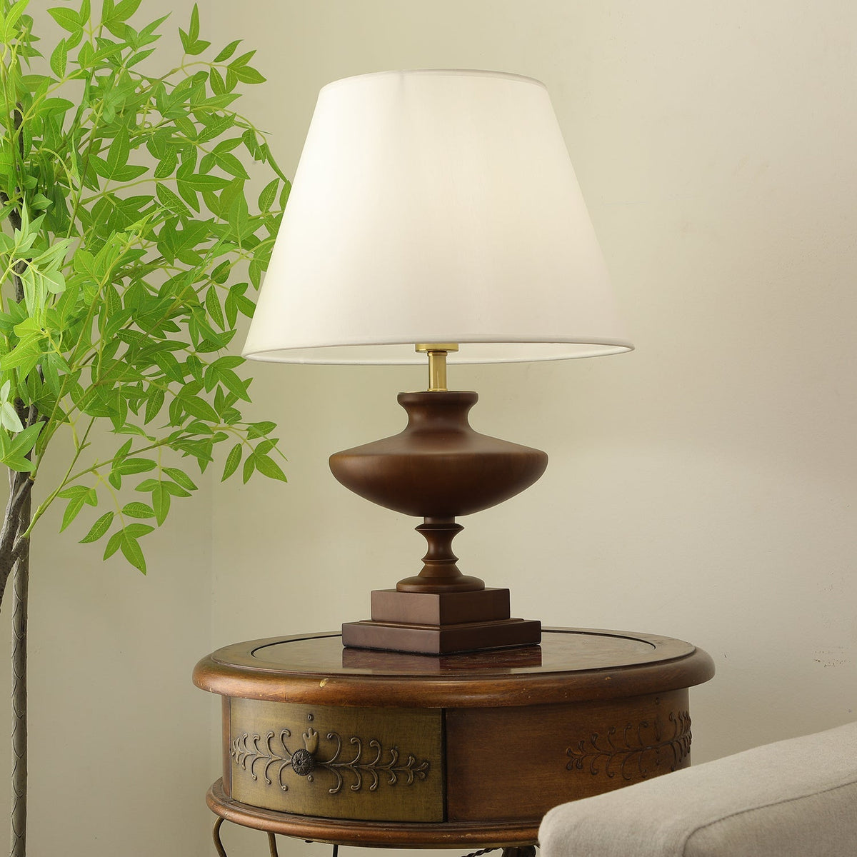 Liorat Wood & Fabric Table Lamp