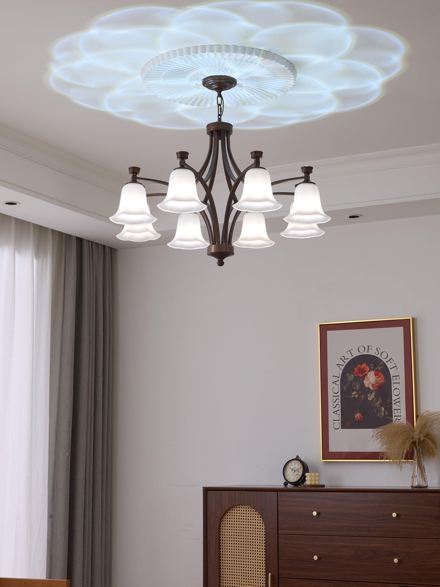 Viloros Traditional Premium Bell Glass Chandelier
