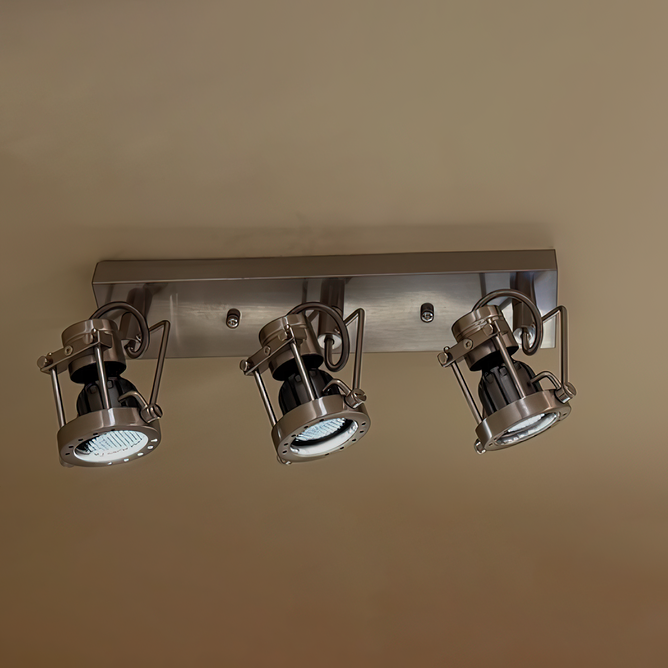 Caldor Spot Array Ceiling Lamp