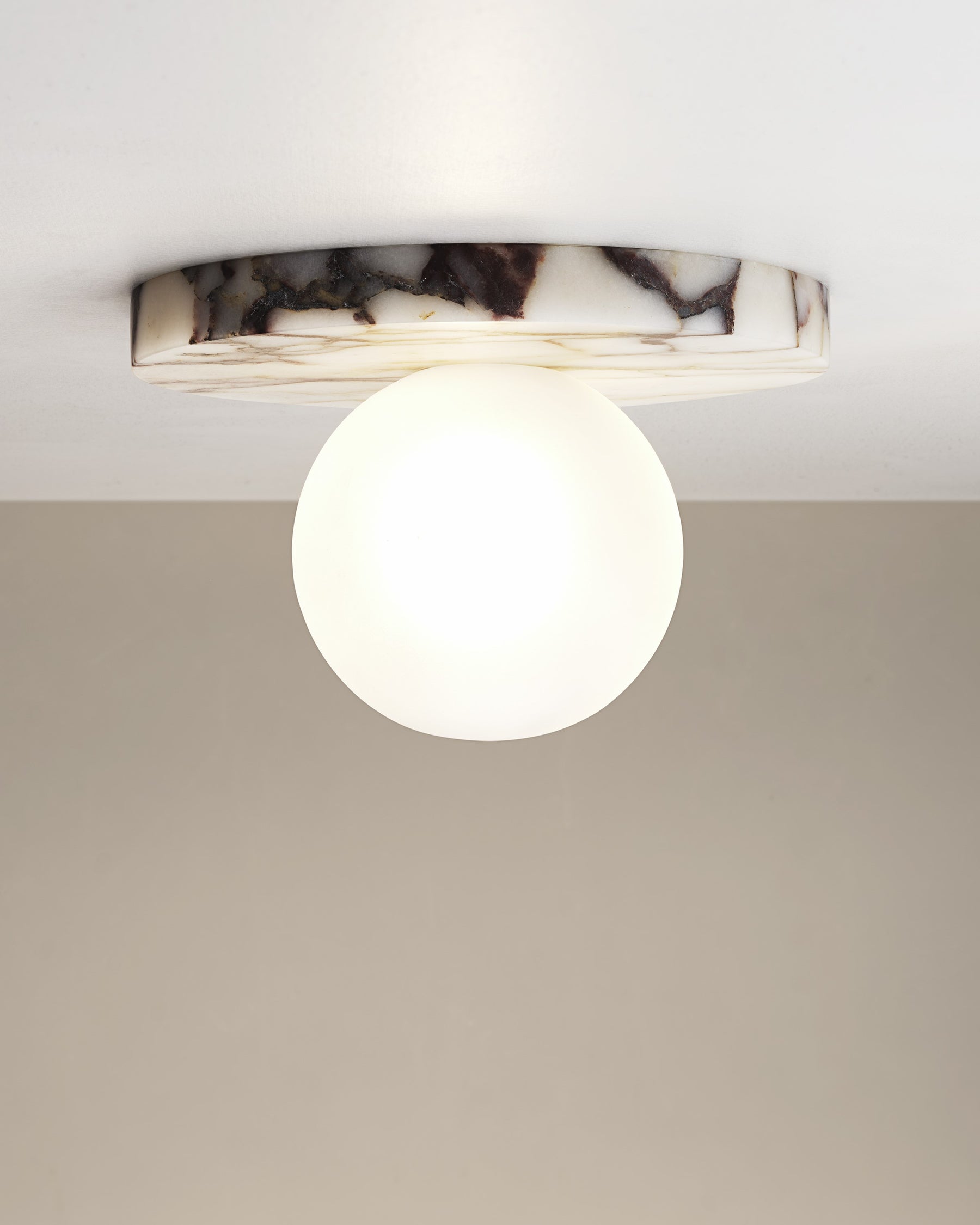 Calirina Wall Lamp