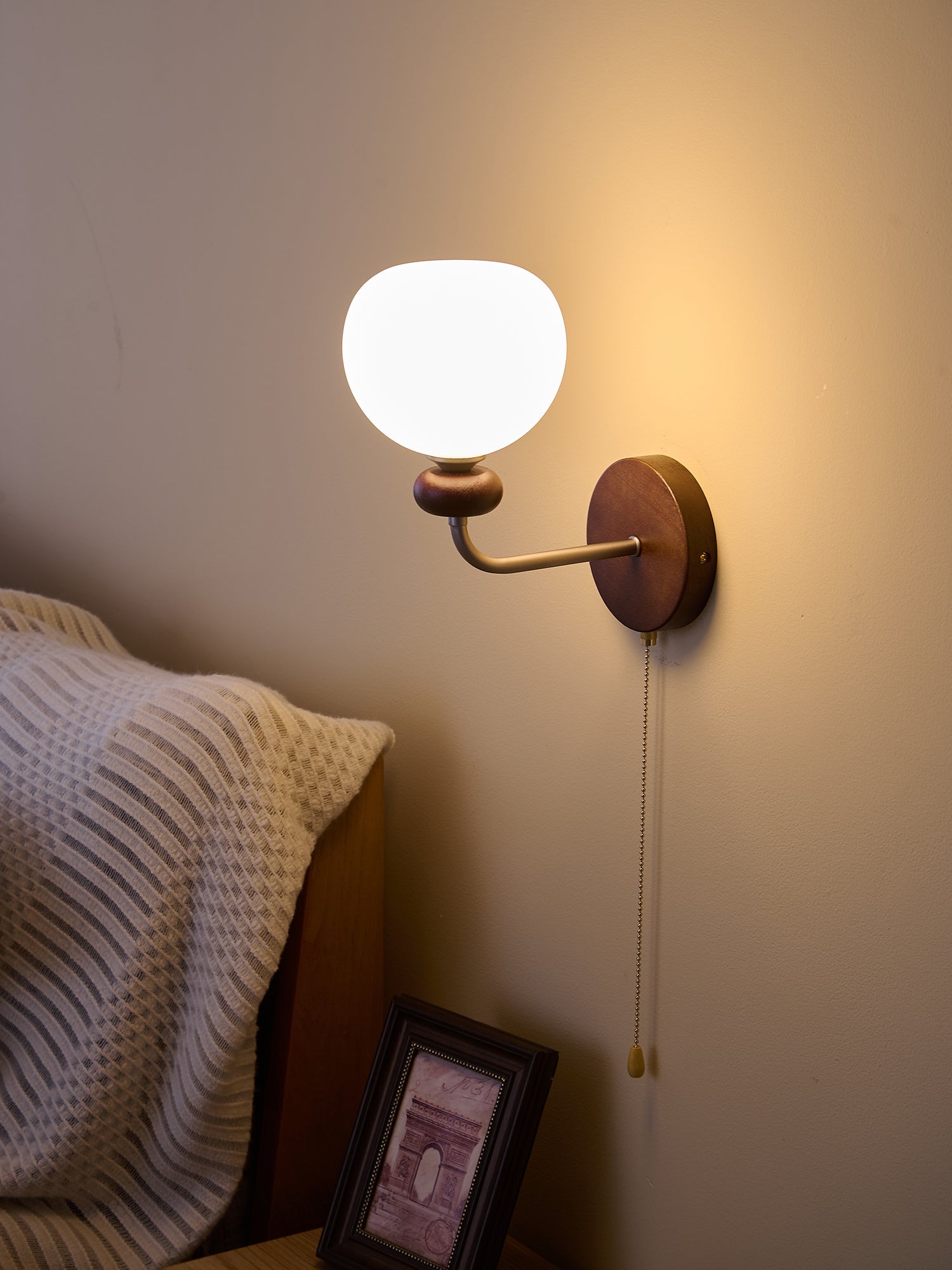 Lucille Elegance Classic Art Glass Wood Wall Lamp
