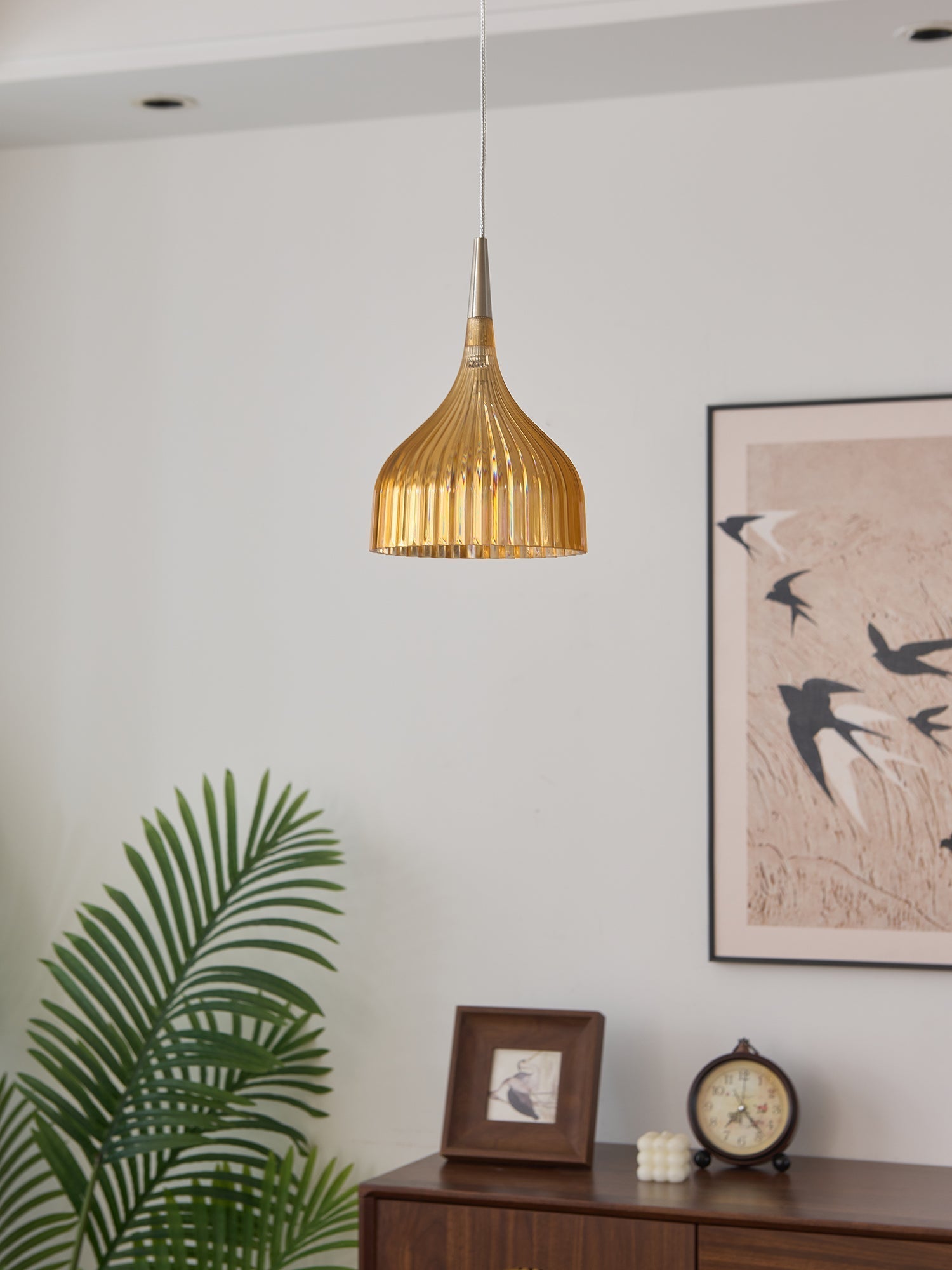 Durven Elegant Pendant Lamp
