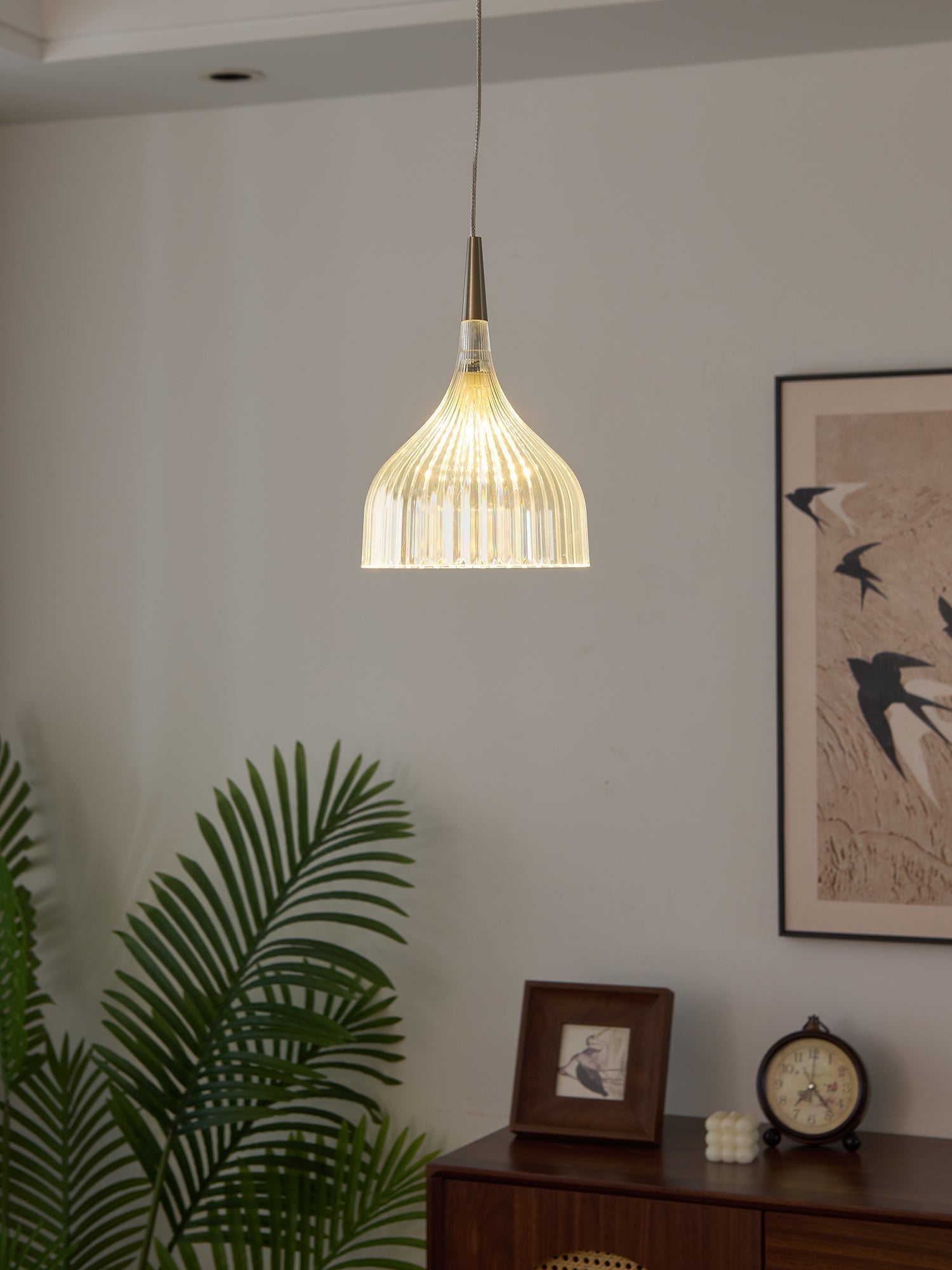 Durven Elegant Pendant Lamp