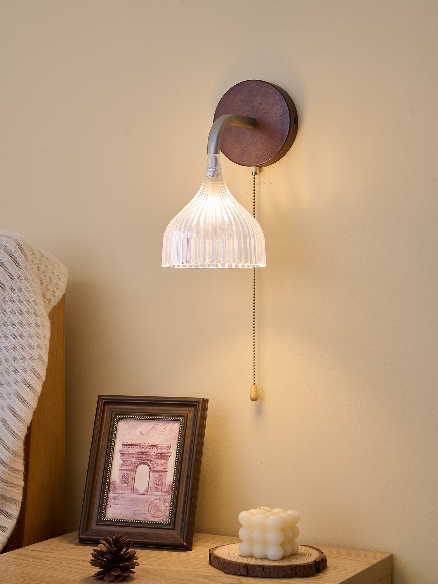 Cimararae Elegance Classic Wood Wall Lamp