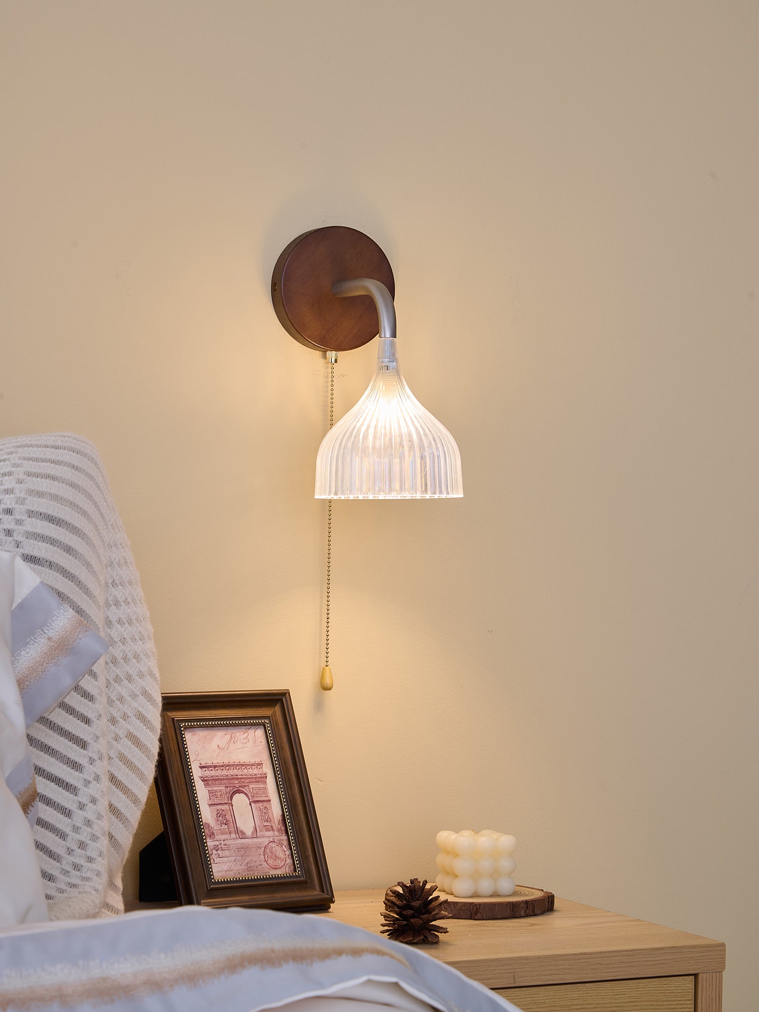Cimararae Elegance Classic Wood Wall Lamp