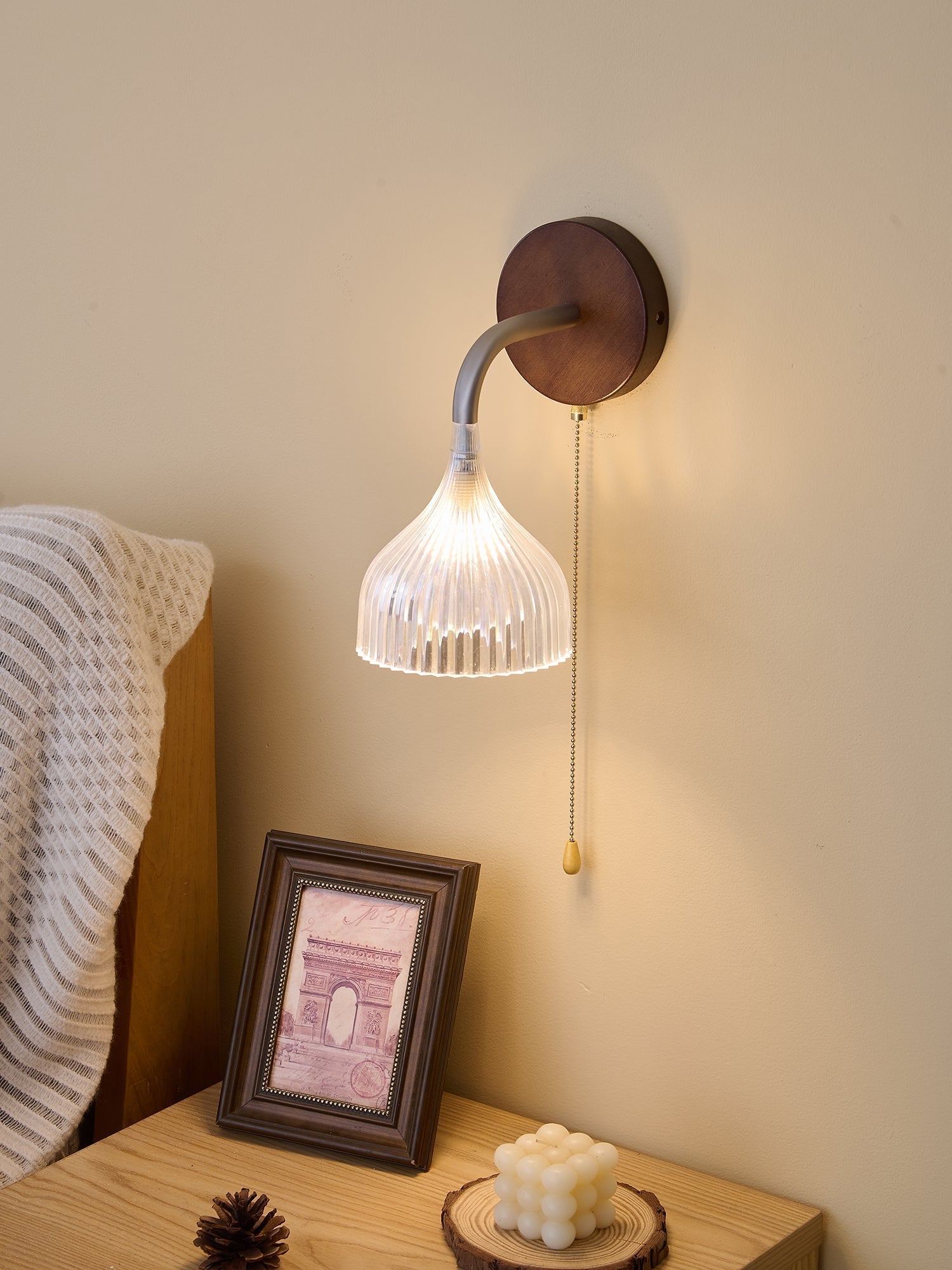 Cimararae Elegance Classic Wood Wall Lamp