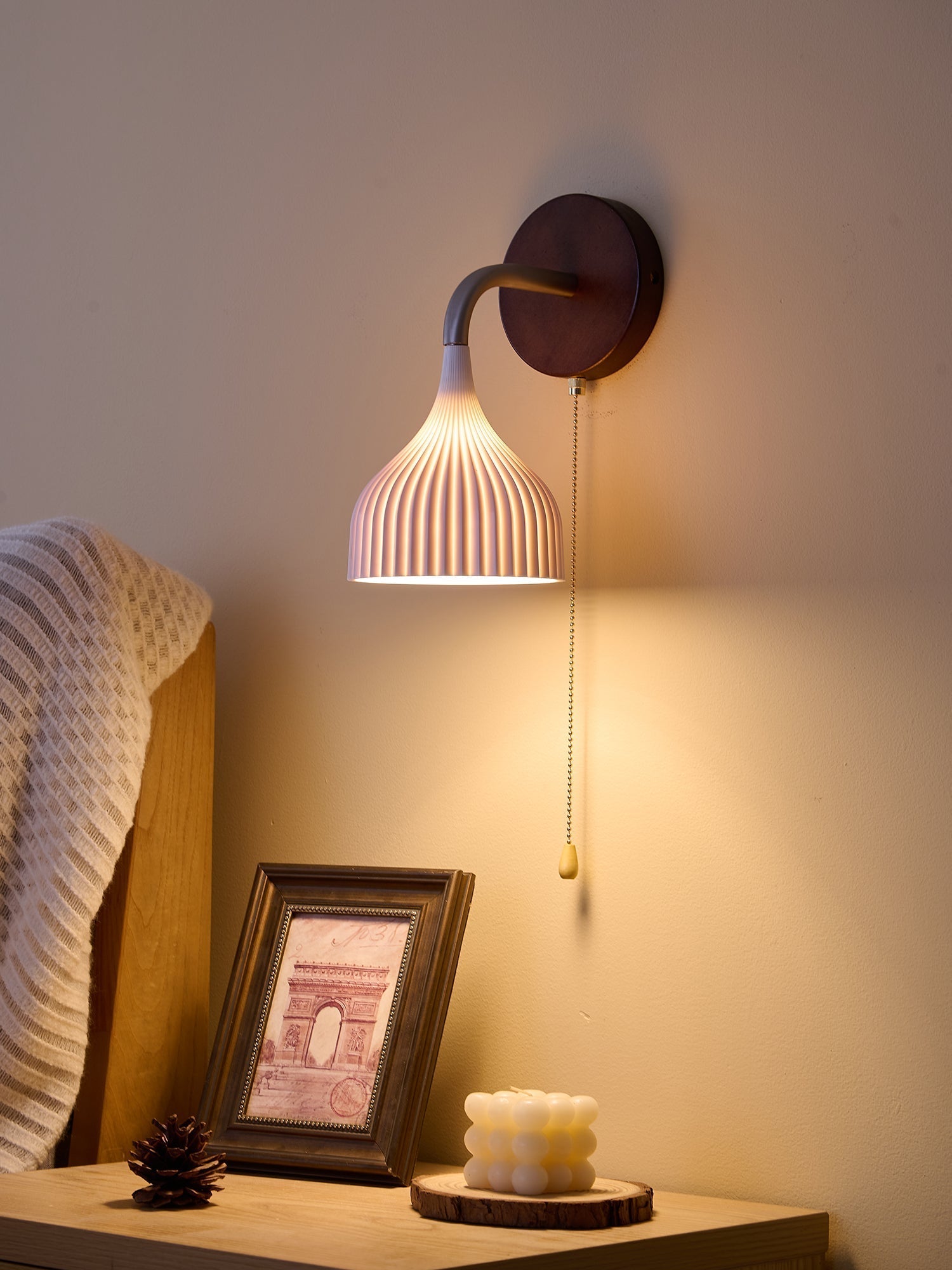 Cimararae Elegance Classic Wood Wall Lamp
