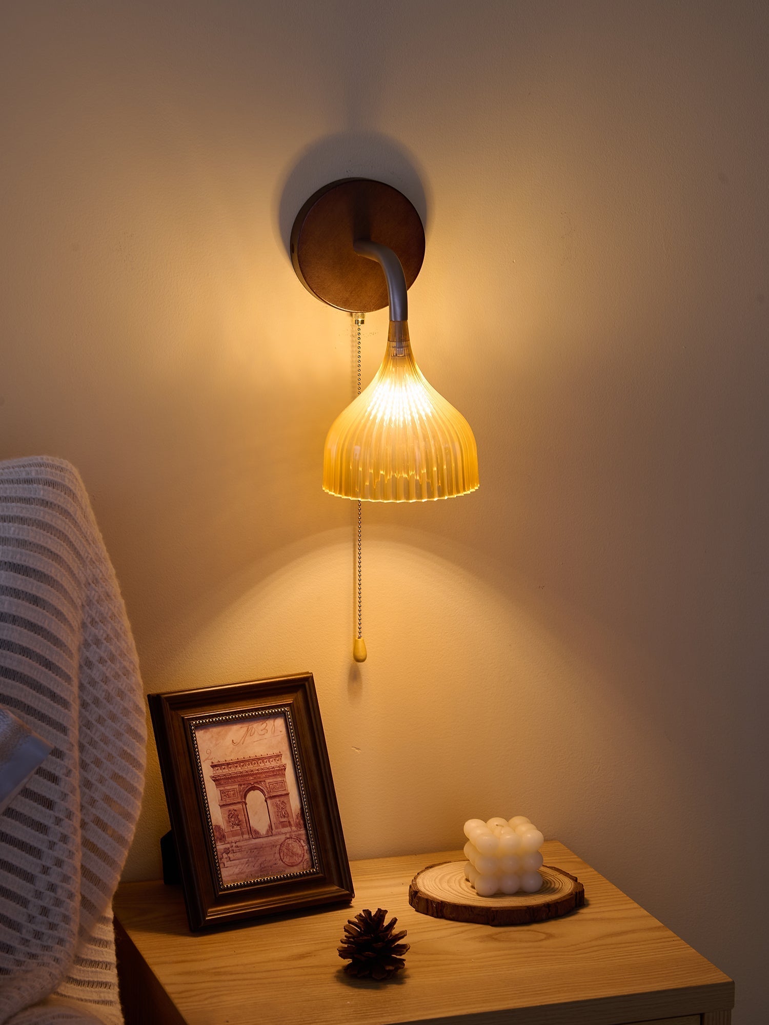Cimararae Elegance Classic Wood Wall Lamp
