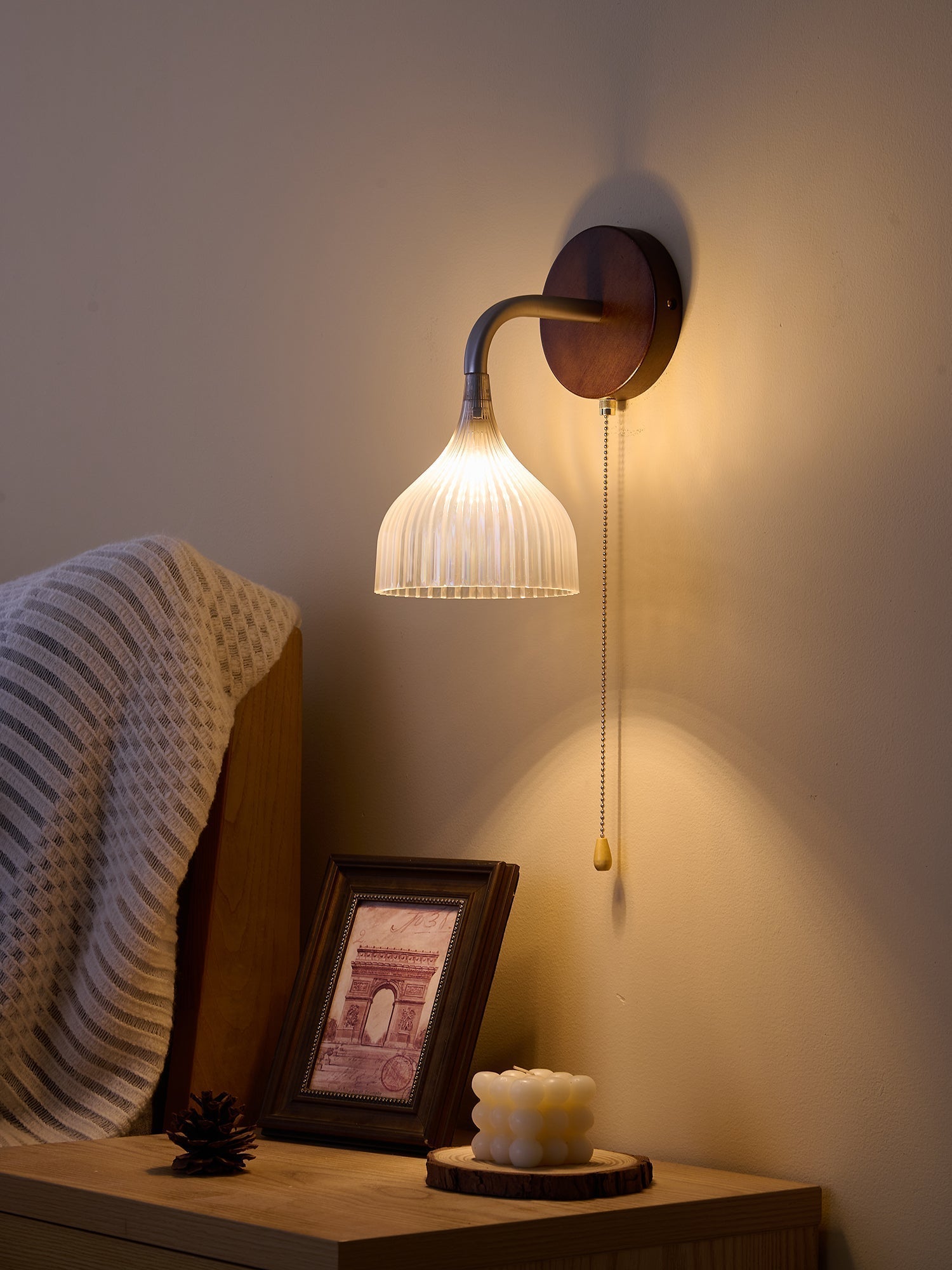 Cimararae Elegance Classic Wood Wall Lamp