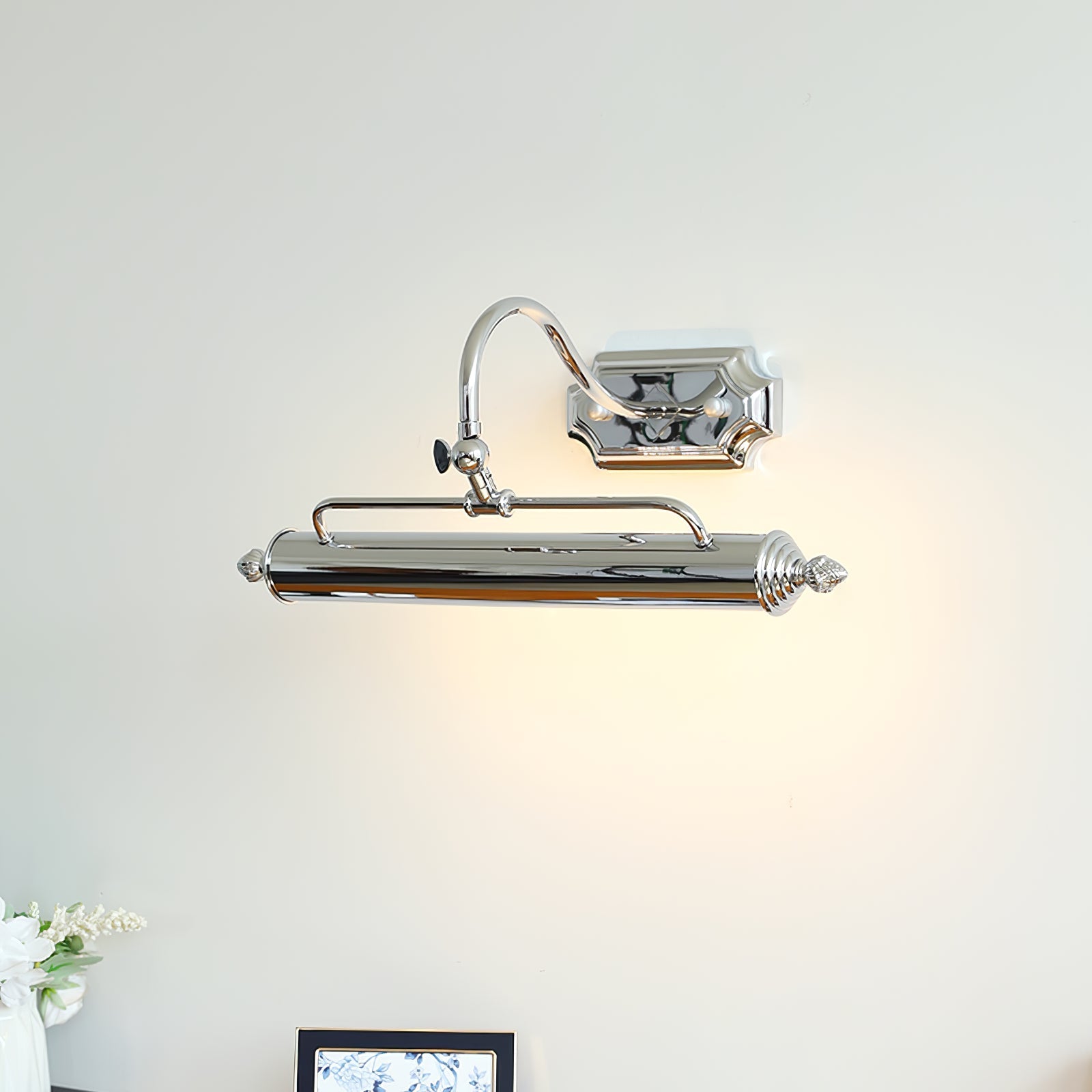 Gildorane Lumeo Wall Light