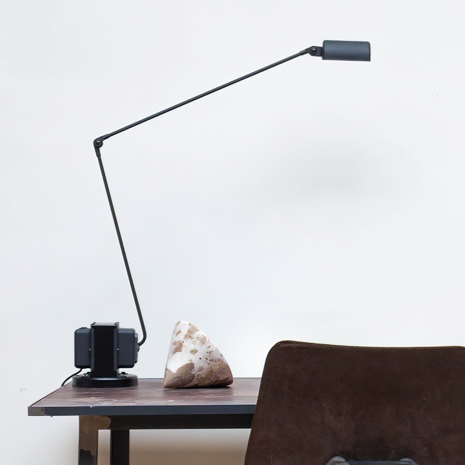 Orvyn Minimalist Table Lamp