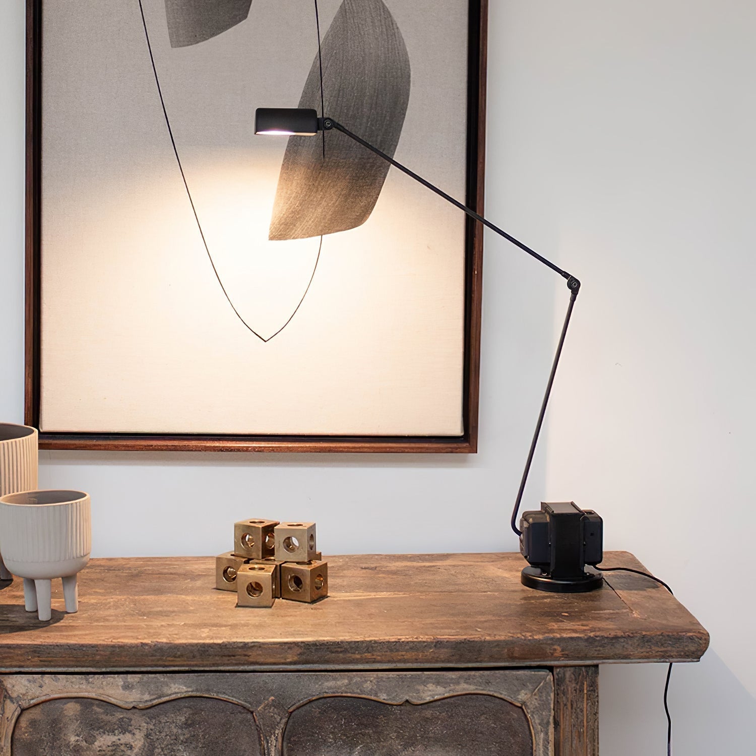 Orvyn Minimalist Table Lamp