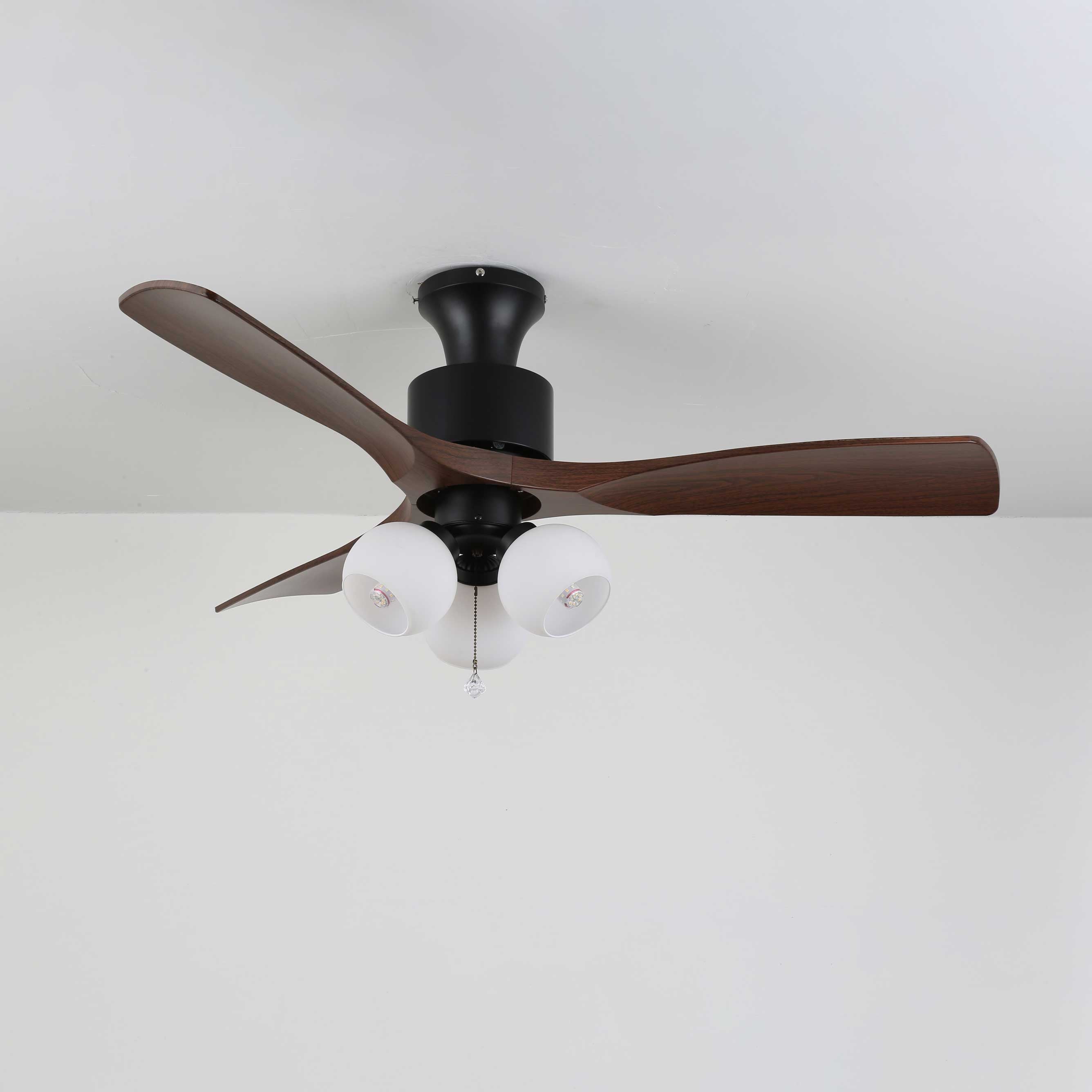 Gwen Vintage Glass Ceiling Fan Light