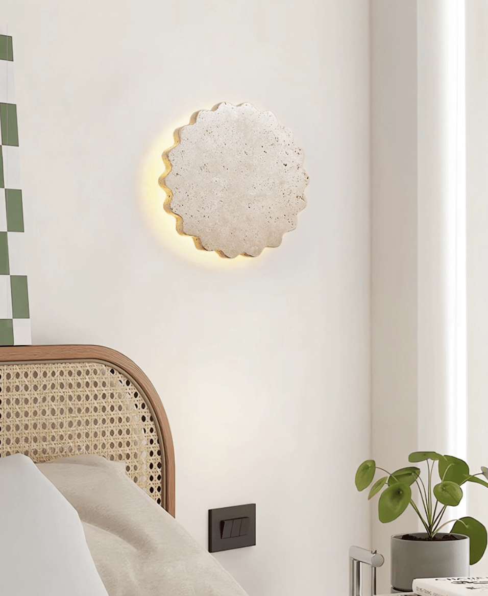 Viraanette Luna Scallop Wall Lamp