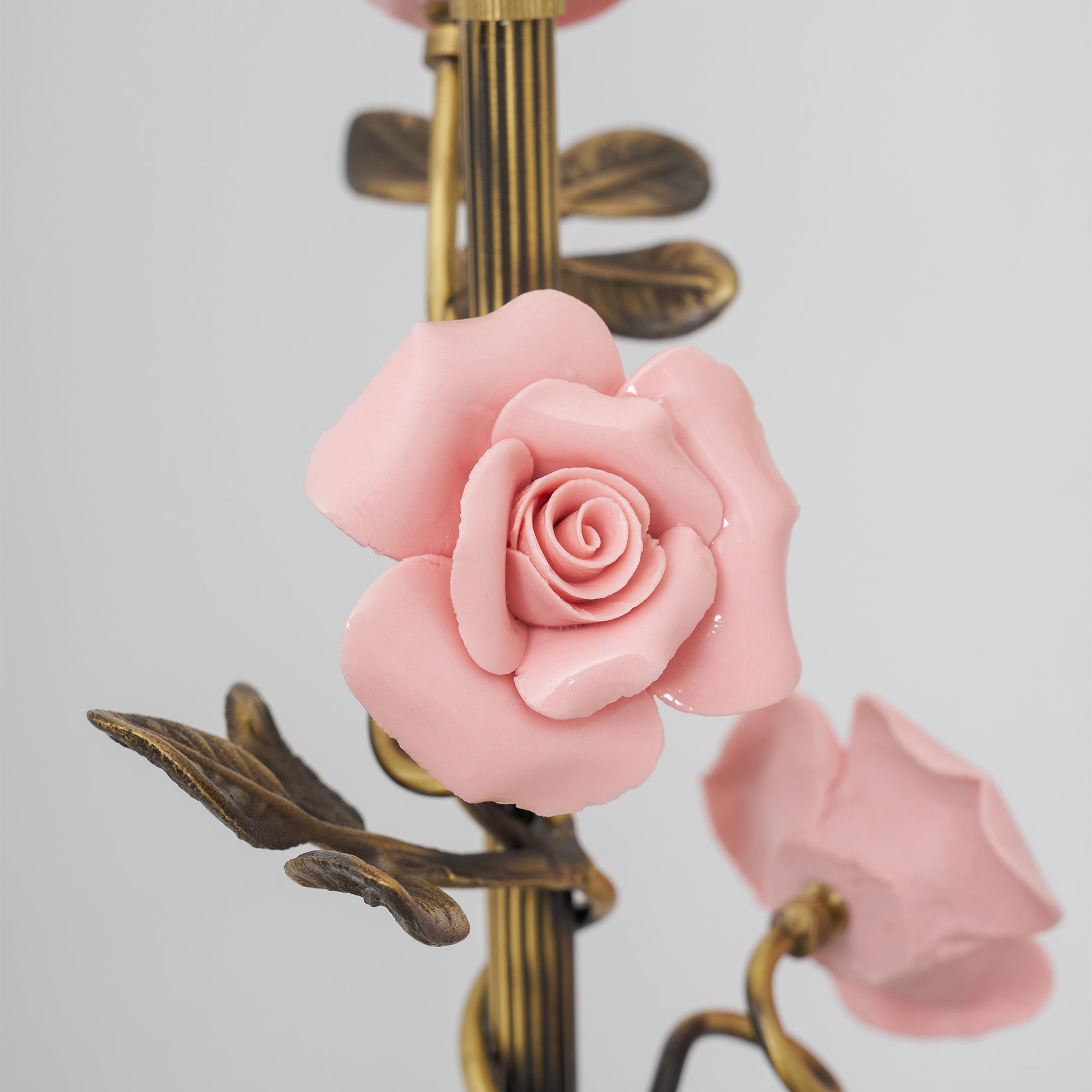 Elaararia Sconce
