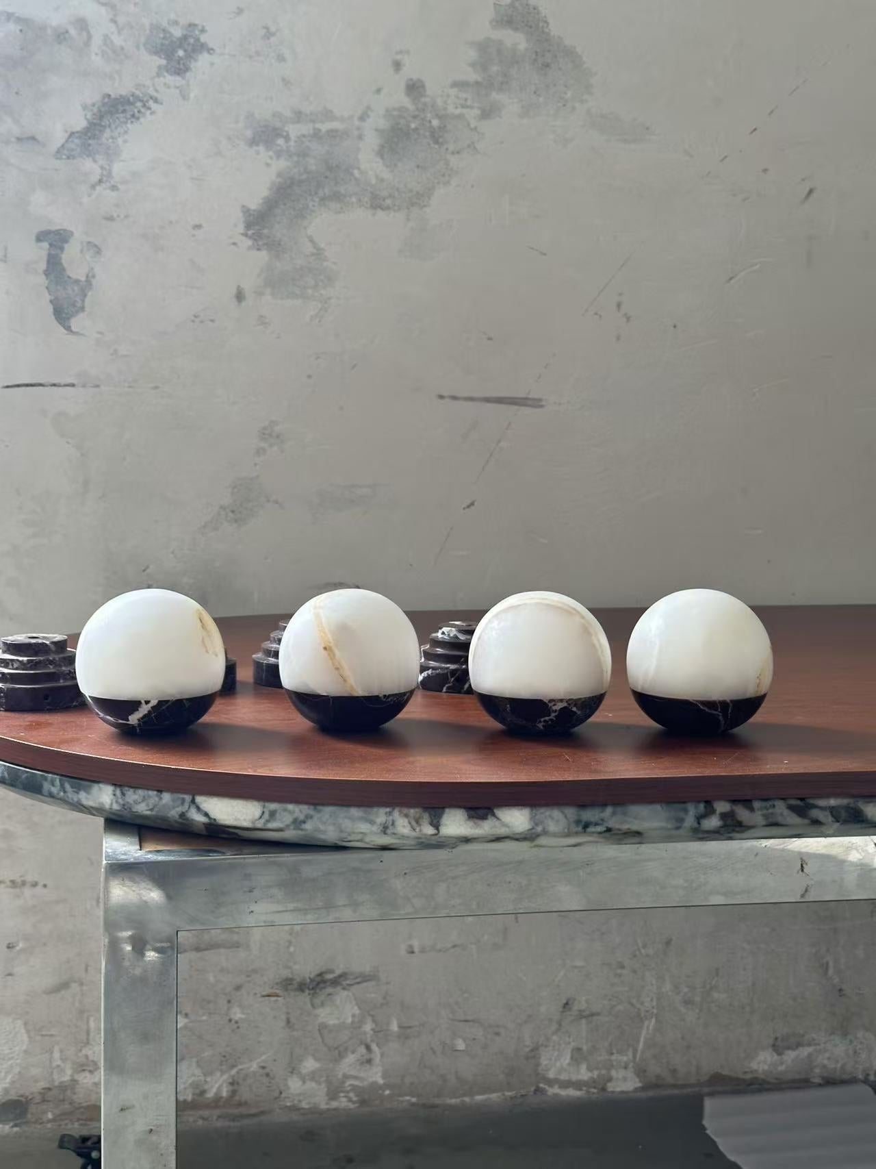 Tinarea Table Lamp