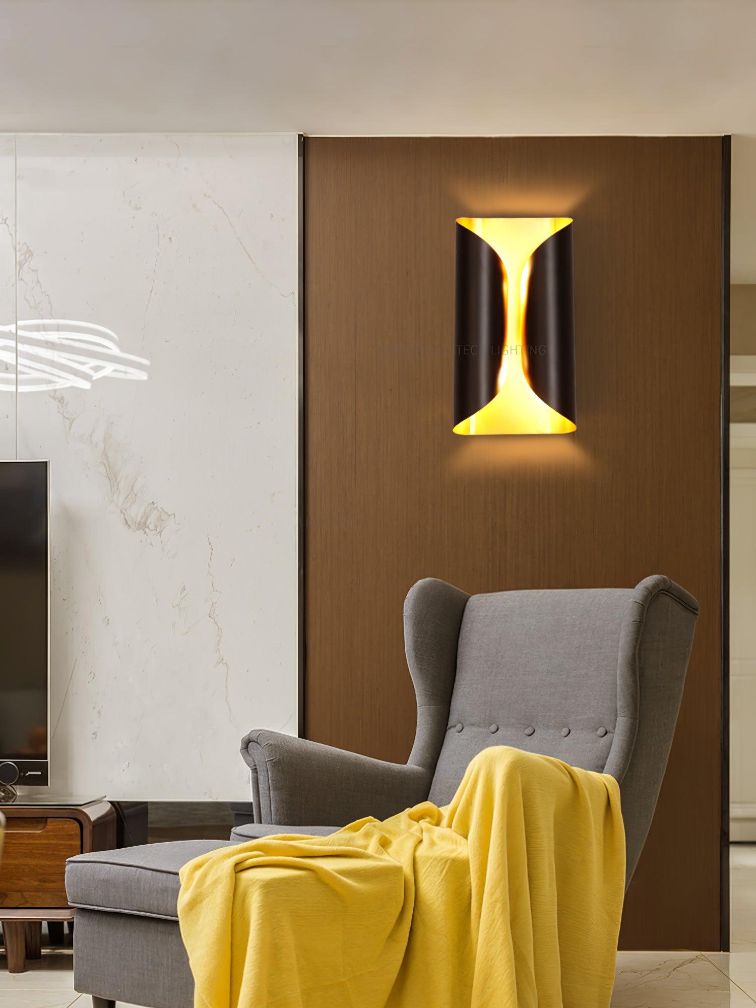 Vanta Wall Light