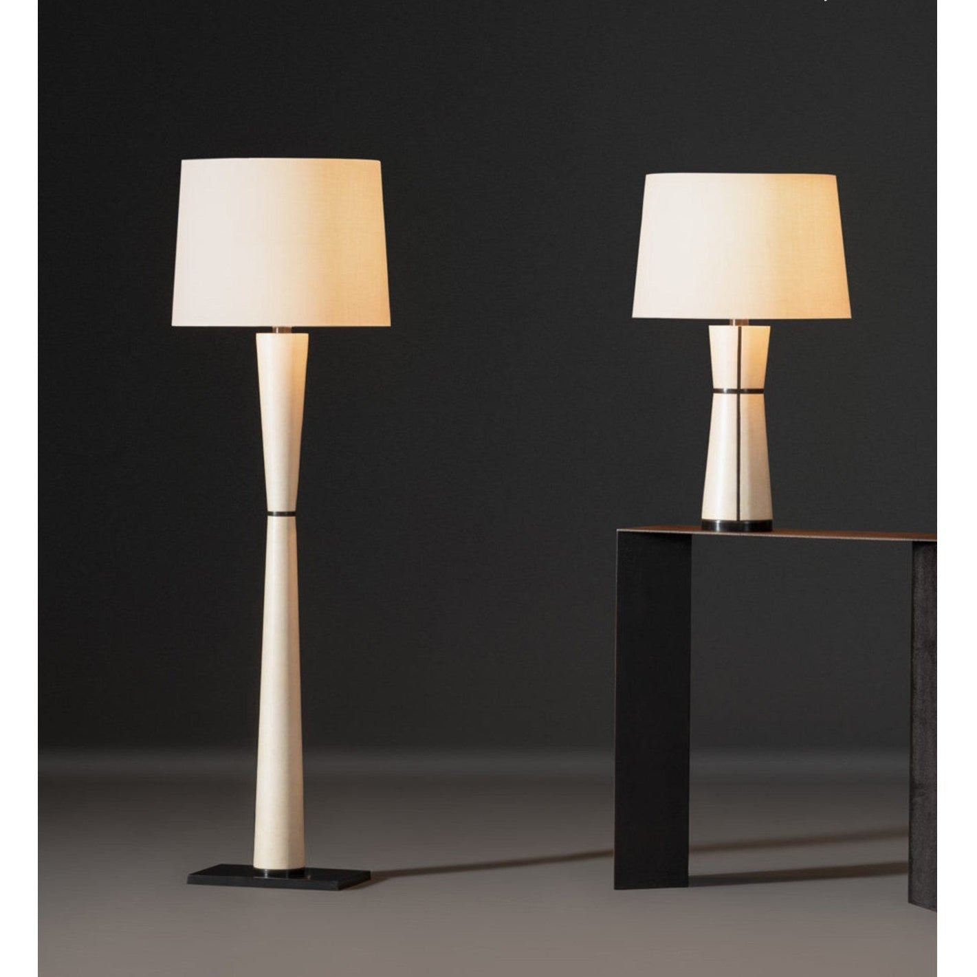 Mireria Leather Table Lamp