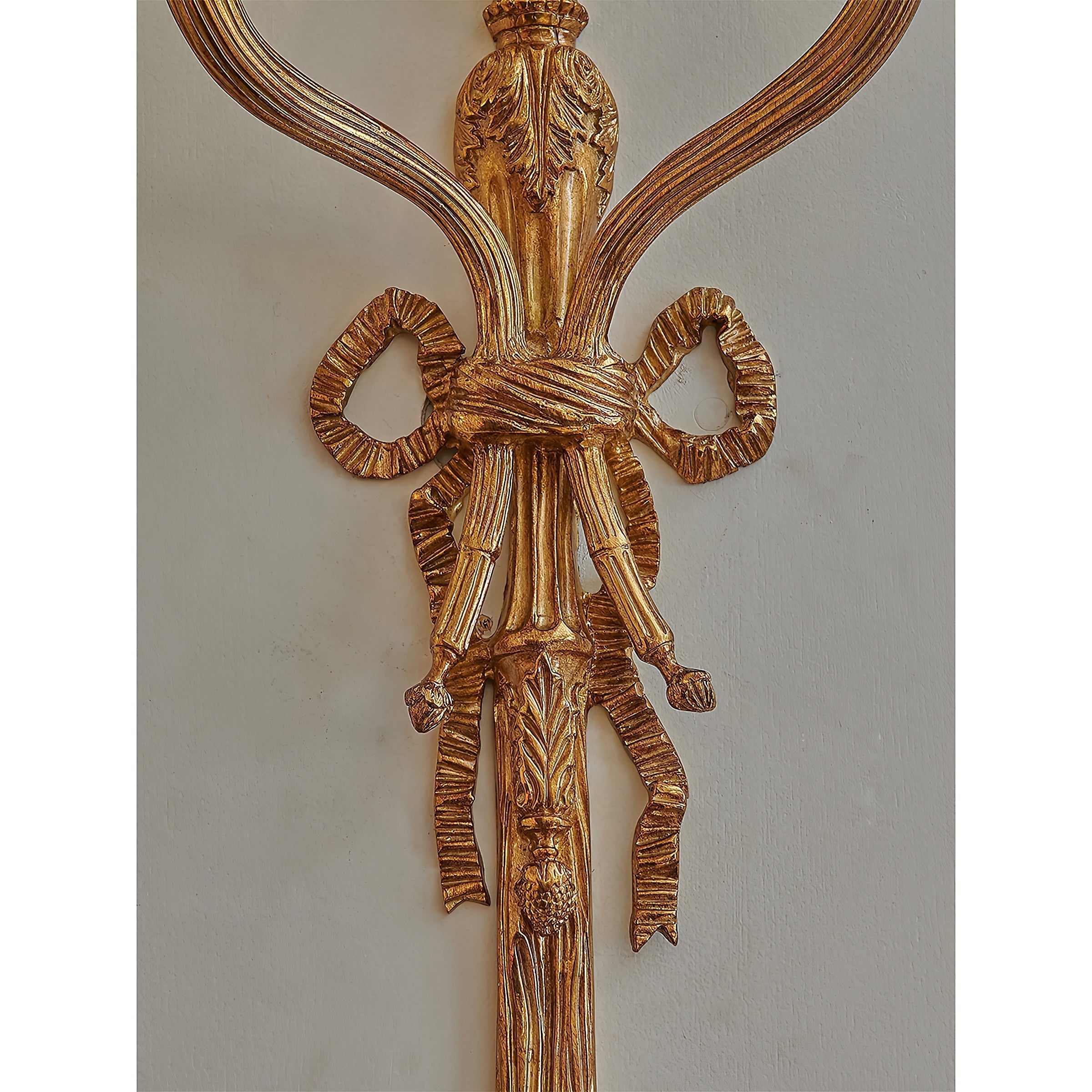 Selisaya Wall Lamp