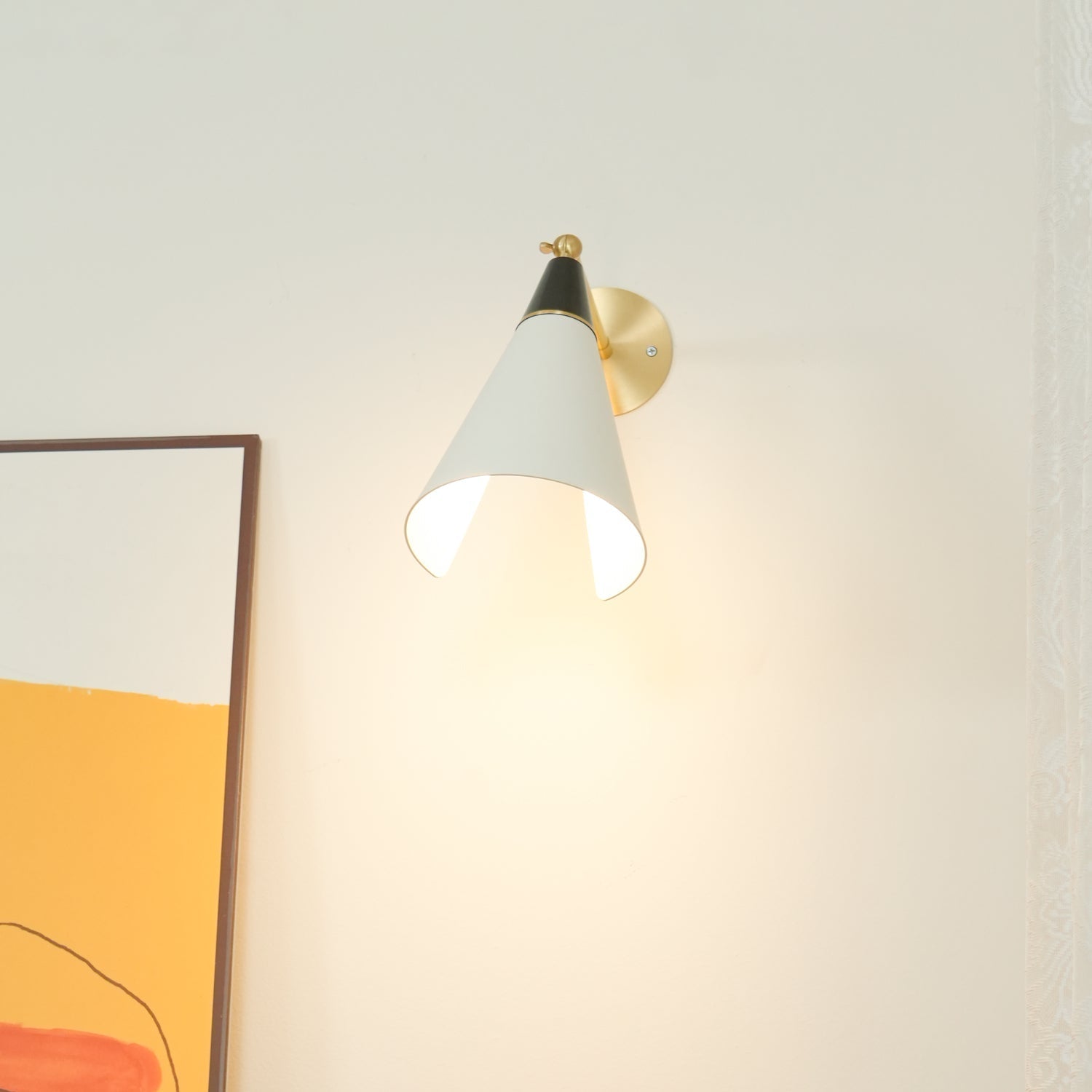 Orieiella Modern Minimalist Brass Wall Lamp