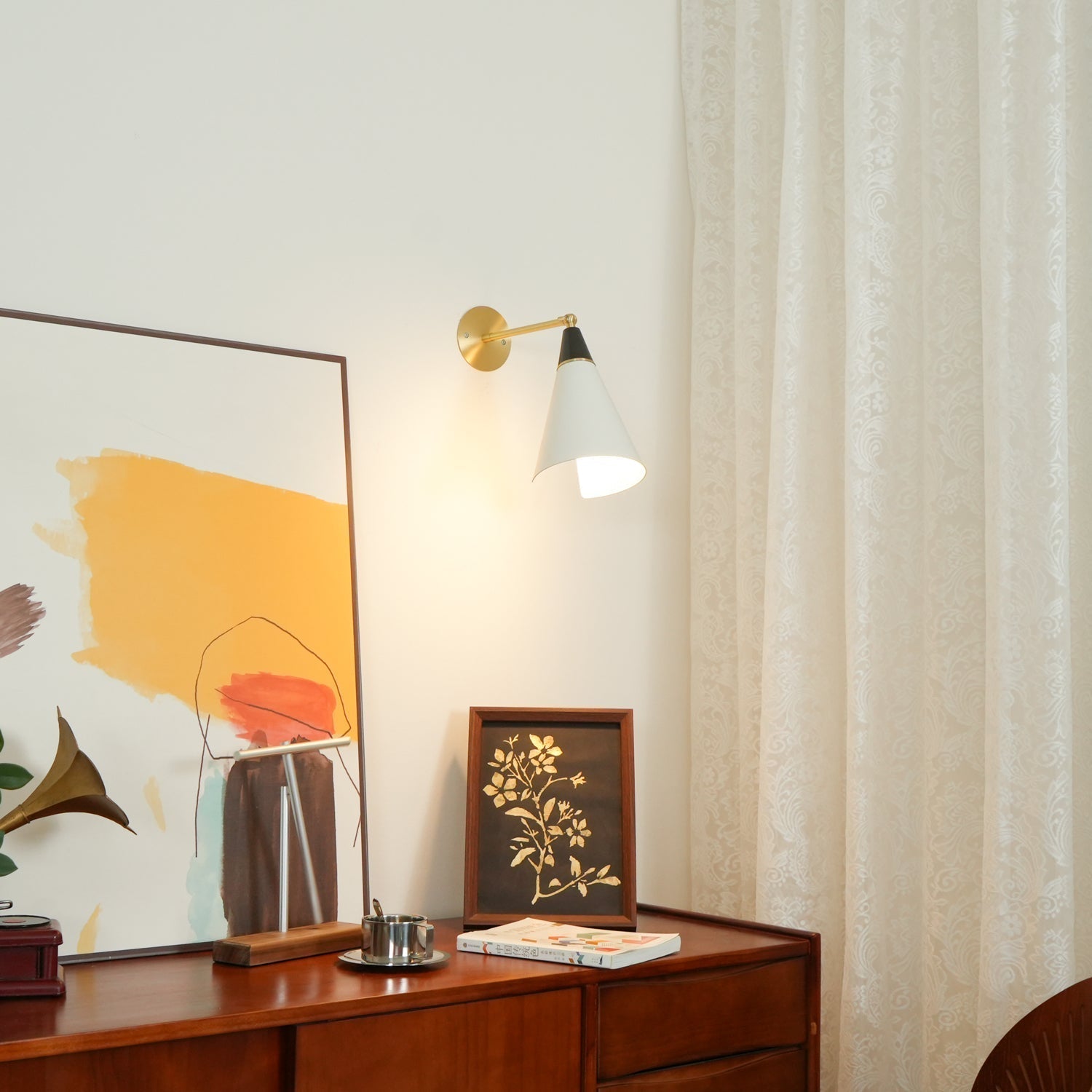 Orieiella Modern Minimalist Brass Wall Lamp