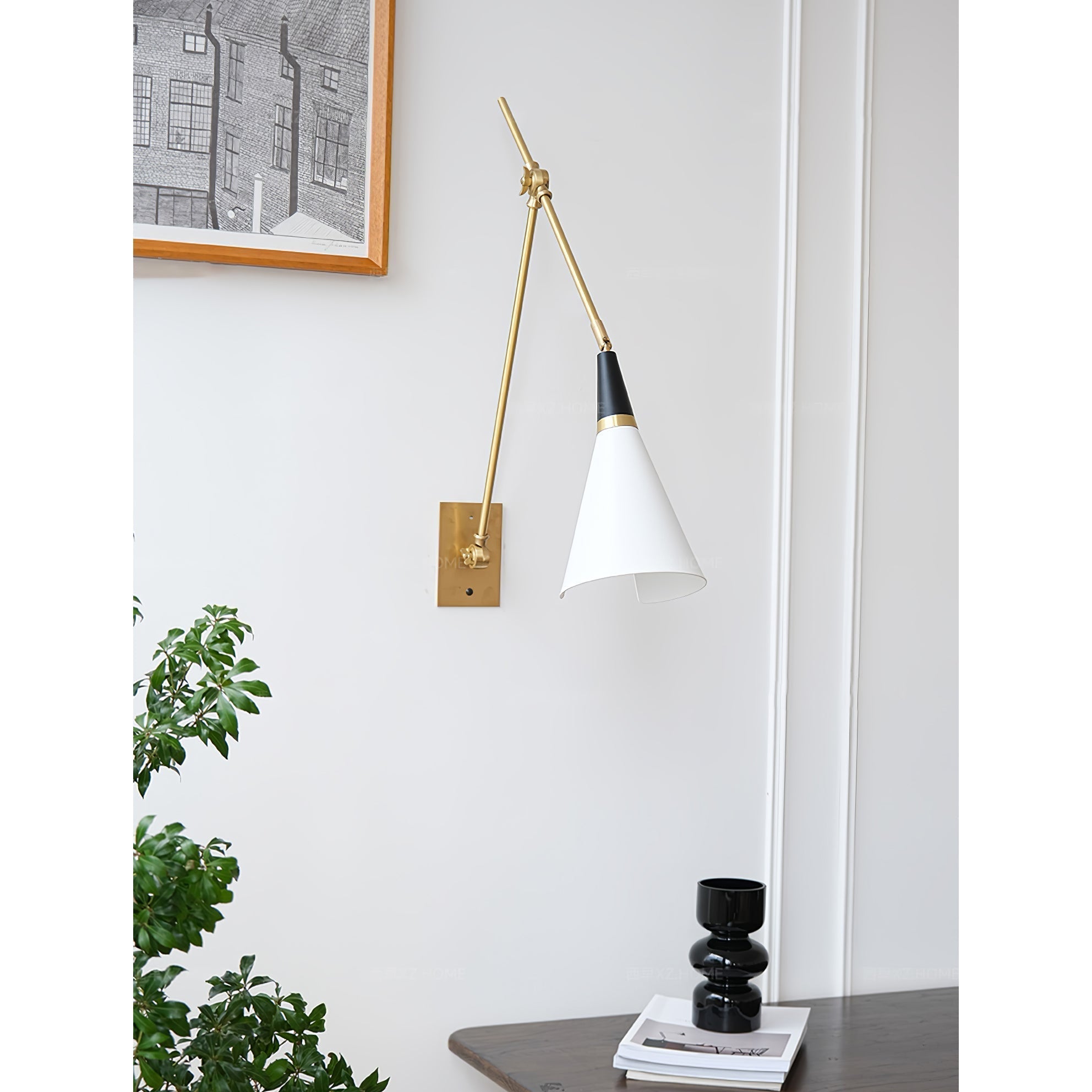 Avenalelle Wall Lamp