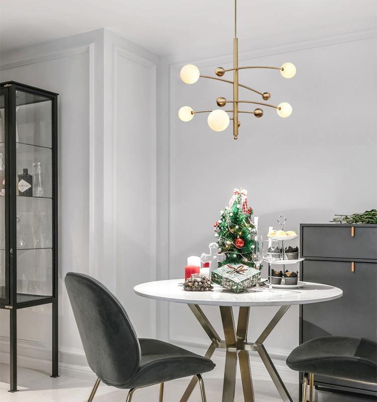 Soliveon Chandelier Brass Vertical Beam Globe