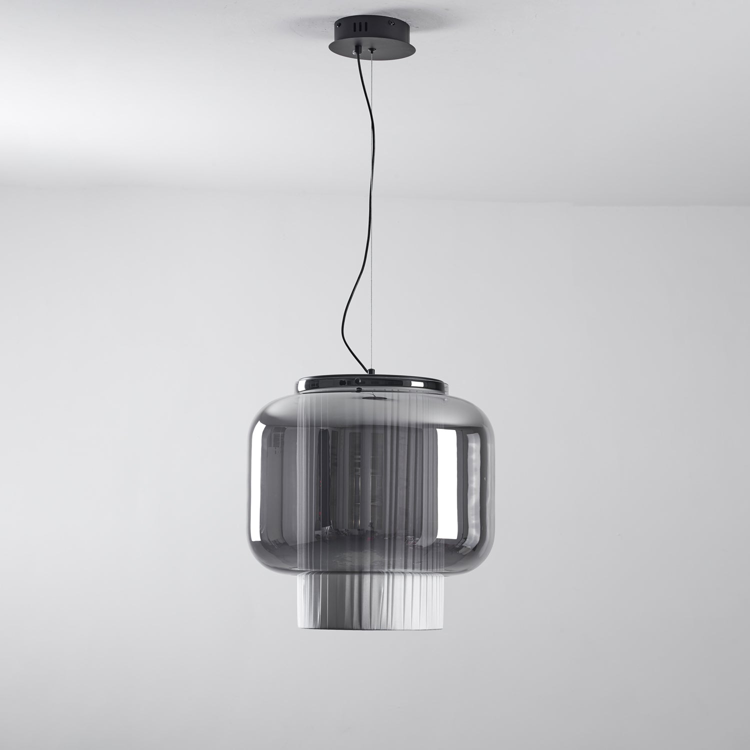 Auren Modern Glass Pendant Lamp