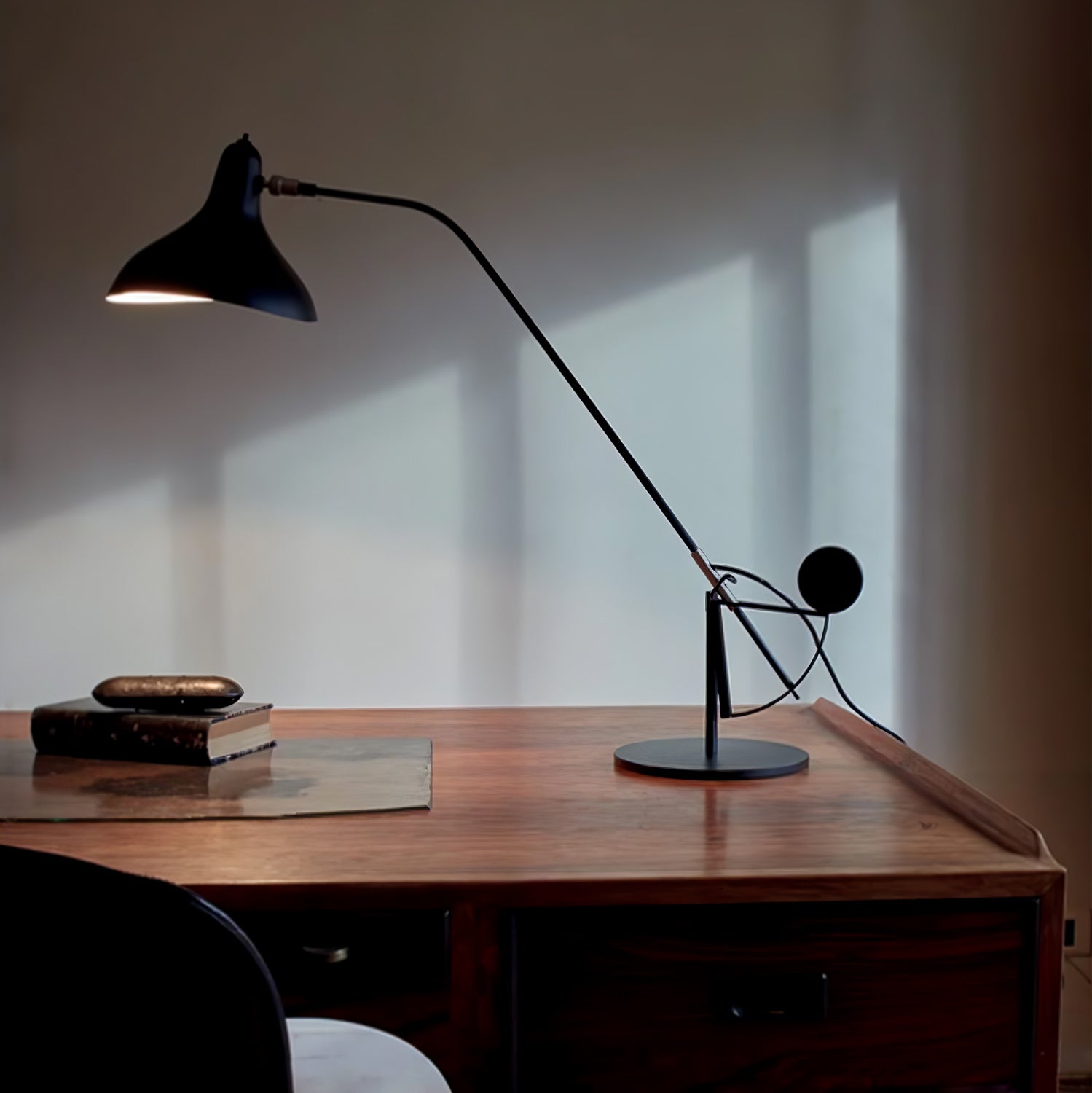 Sfera Industrial Table Lamp