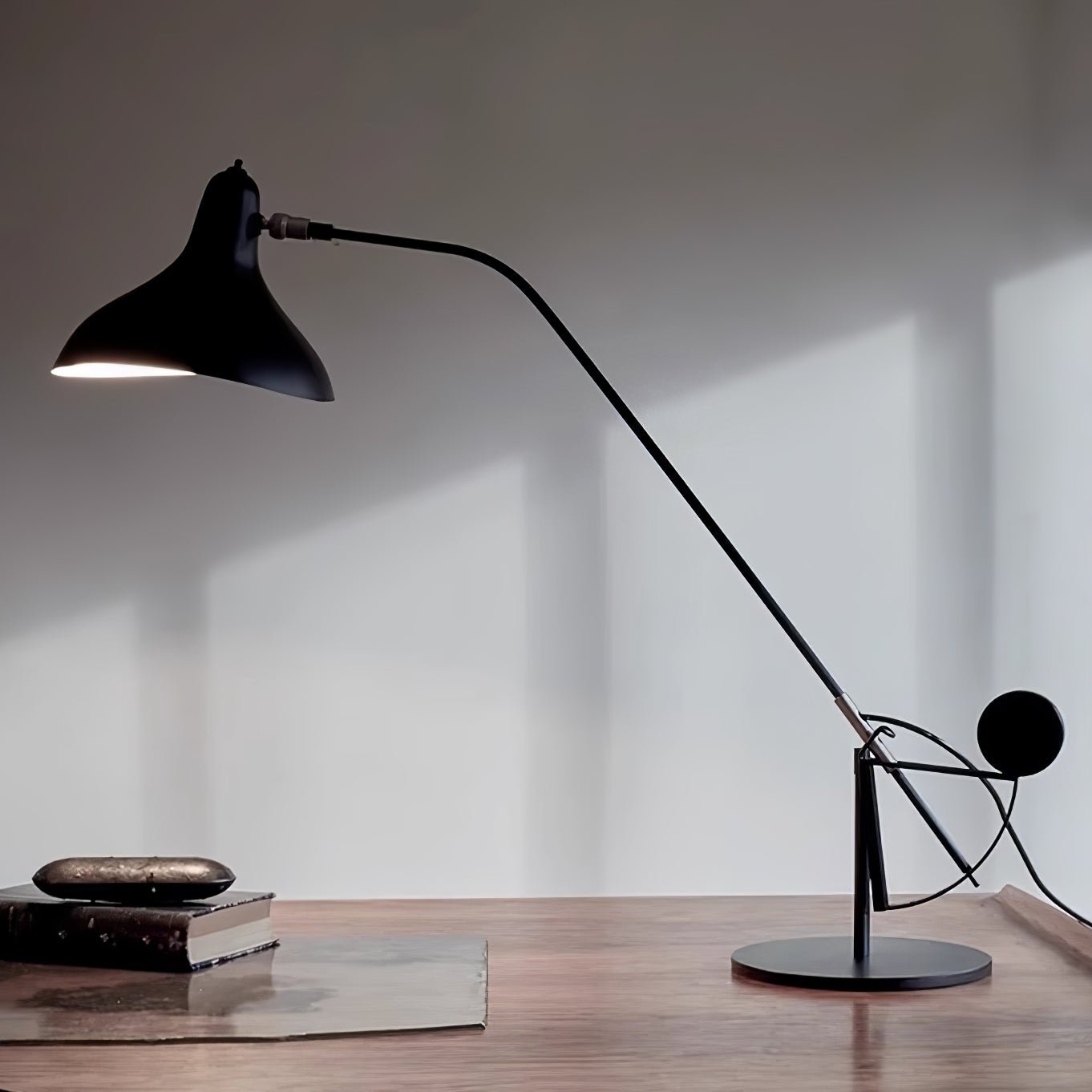 Sfera Industrial Table Lamp