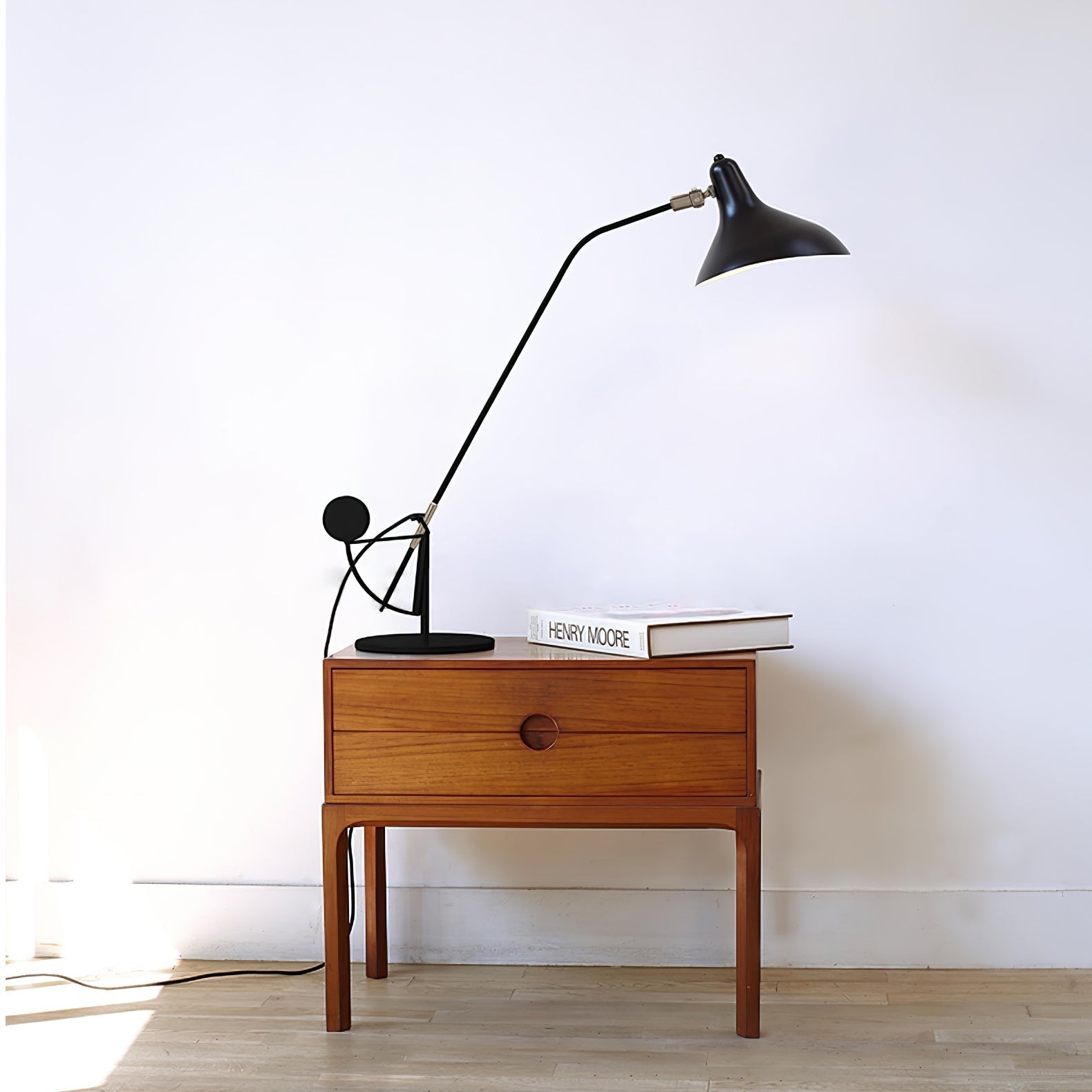 Sfera Industrial Table Lamp