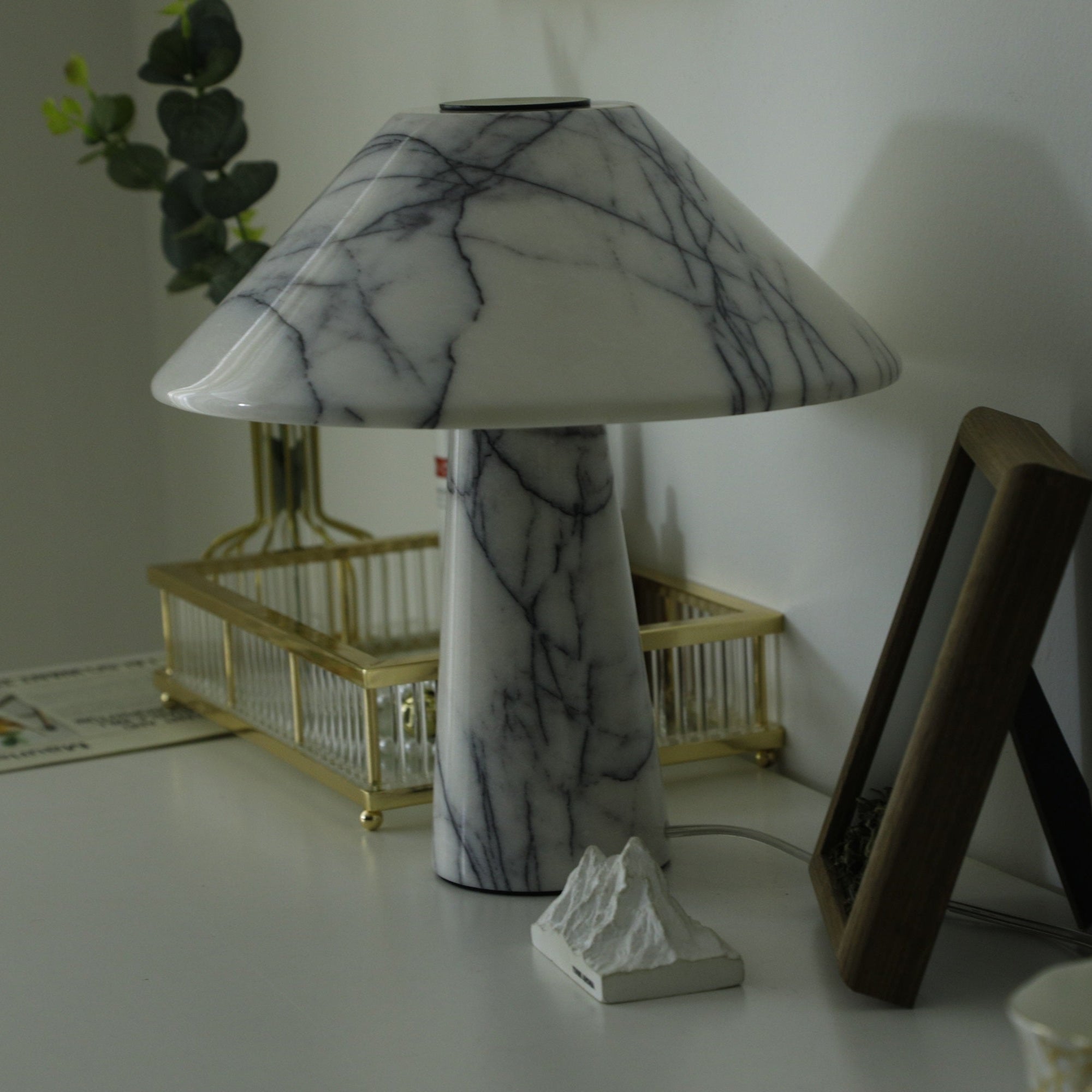 Dashiell Marble Modern Table Lamp