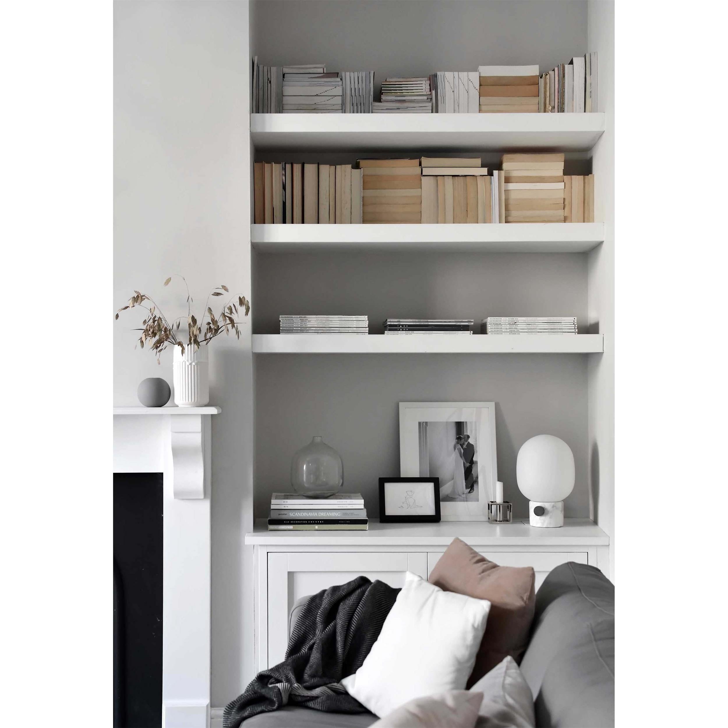 Velenelia Table Lamp