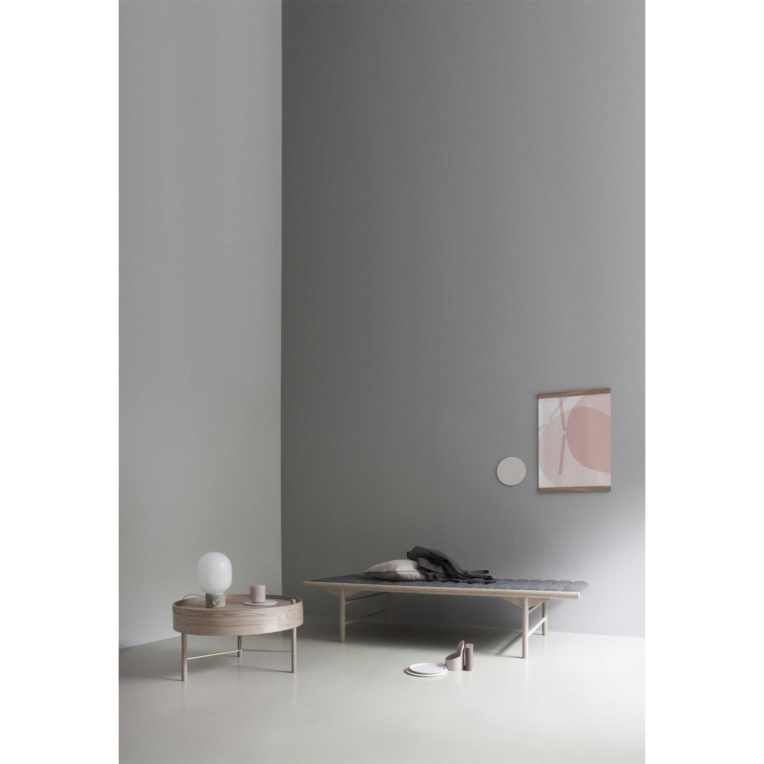 Velenelia Table Lamp
