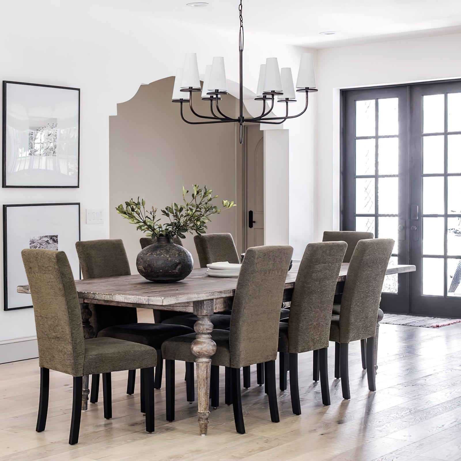 Rivaneon Chandelier