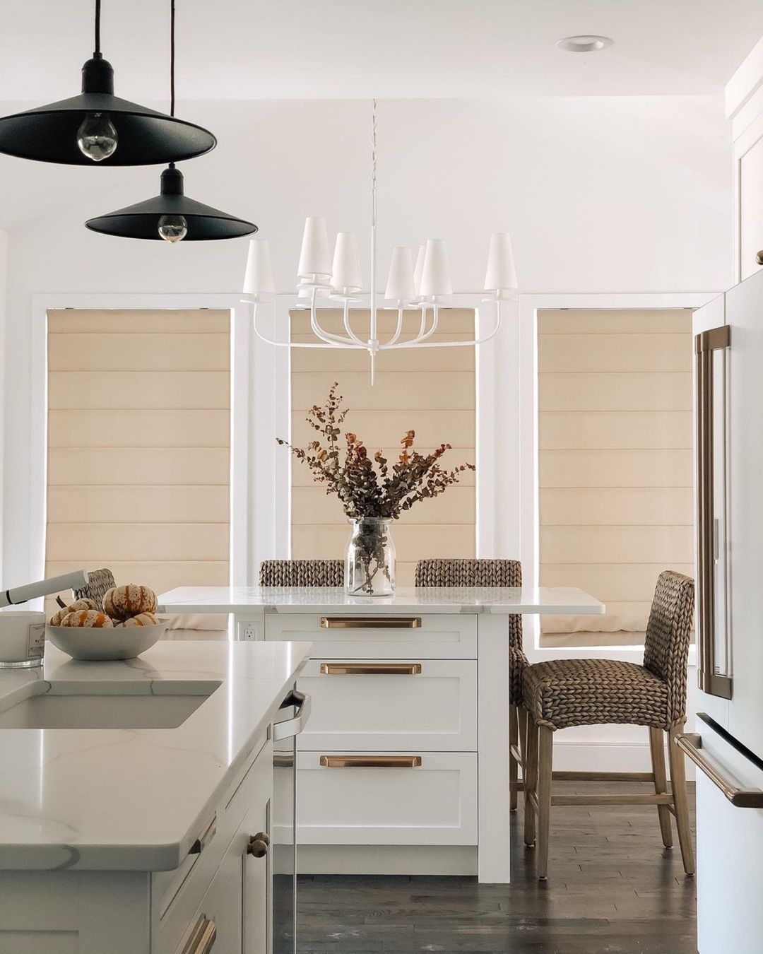 Rivaneon Chandelier